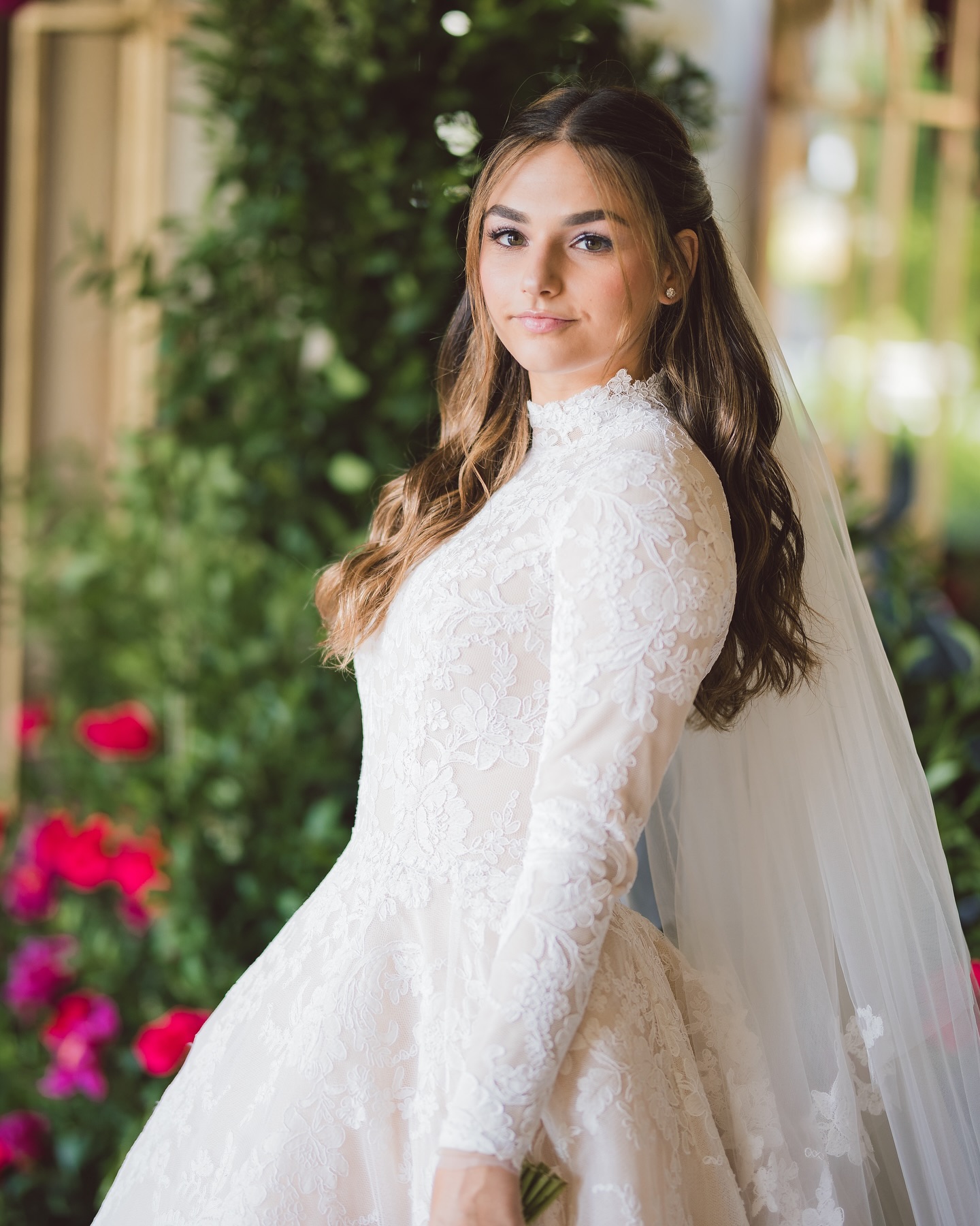 Where time stands still. ♥️
•
Rachee & Eli’s Wedding
6.19.24
•
Florist: @castillecreations_flowers
Caterer: @marinadelreycaterers
Planner: @partinievents_bygarf
Photography & Cinematography: @binyaminkornphotography
Glam: @shainapollak @makeupbykatieforecast
Bridal Attendant: @edna_the_dresser
Music: @aaronteitelbaum
•
Binyamin Korn Photography, Boutique Photography Studio
#AnEliteExperience
•
#newyorkweddingphotographer
#luxuryweddingplanning #luxuryweddingdesign
#luxuryweddingphotorapher #weddingphotographyinspiration #weddingphotographyideas #weddingfilm