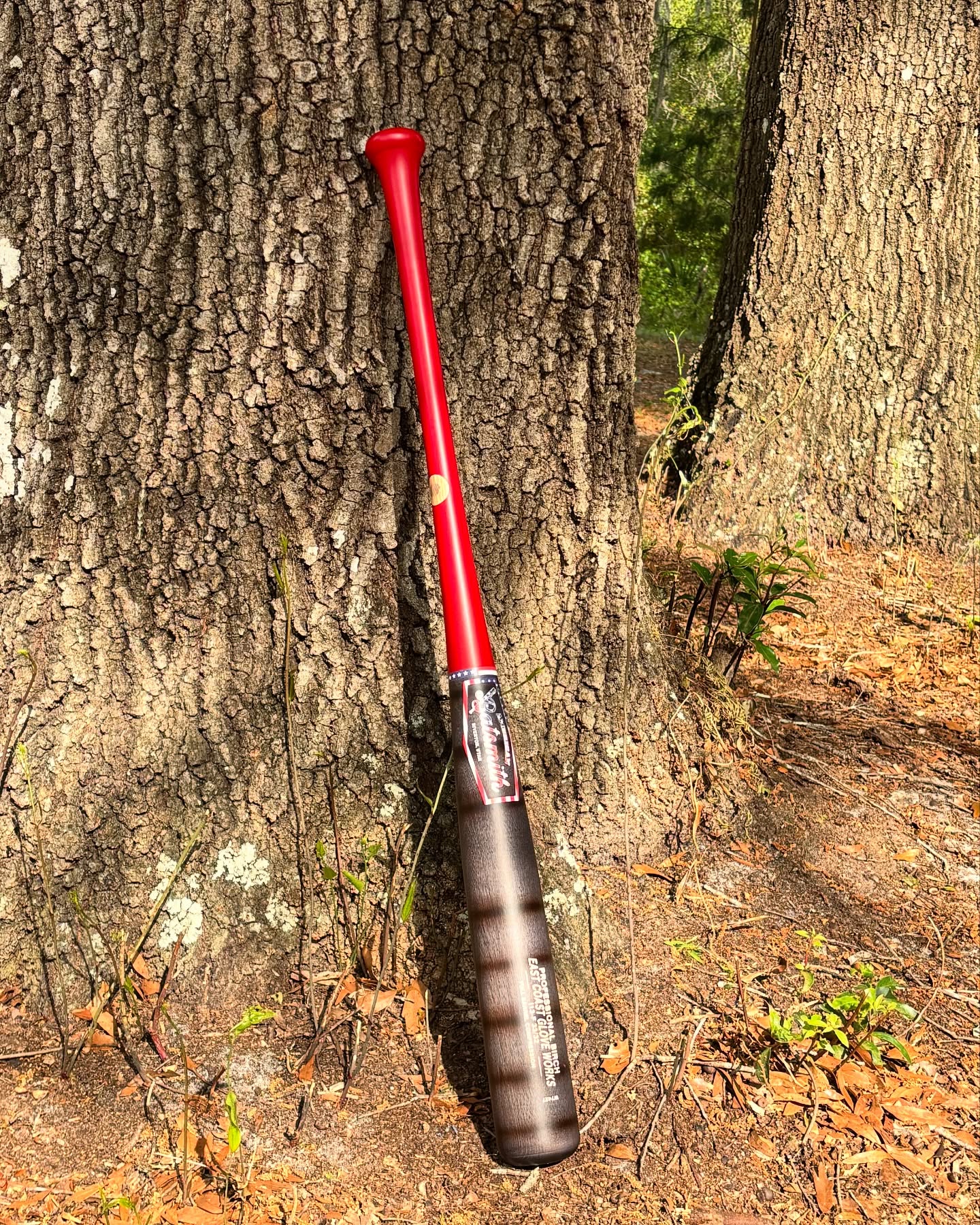 Another great pick up today from @americanbatsmith
I love how many options for custom bats they have and they knocked this out of park. Can’t wait to hear the sound of this birch at the cages.
#makingyourglovegreatagain #custombat #americanbatsmith