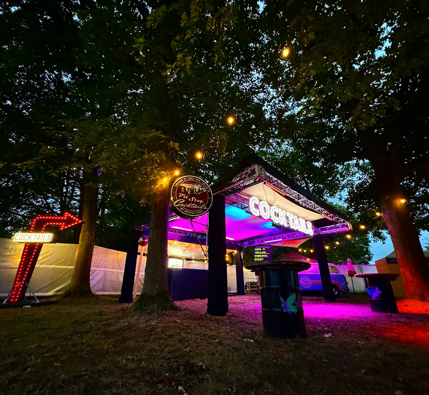 The sun is out and itās Festival season š- Buckle up! Weāve got some exciting announcements to makeā¦
š„šš§Ø which festivals are you going to this year?
#festival #summerparty #beetlejuiceevents #cocktailbar #aperolspritz #margaritas #barhire