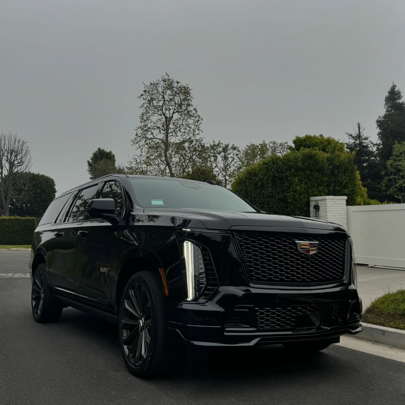 2025 Cadillac Escalade ESV-V Sold!
Tracked down the hottest spec on one of the hardest to get cars currently for a VIP client.
#CadillacEscaladeV #EscaladeV #XpertAuto #XpertAutoConsulting