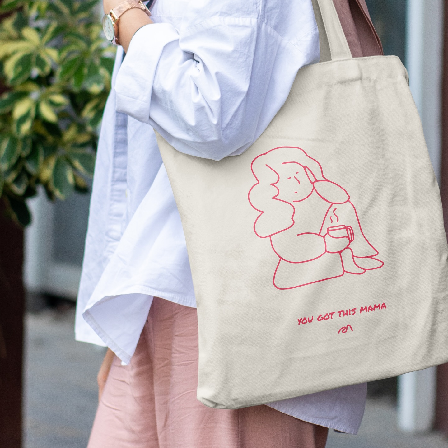 The feels
—
Mockups are such a beneficial tool when building an identity. They allow for the full vision to be realized. Identities are really put to the test when we explore how the different visual elements will work across various real-life applications.
This mockup was designed for @mumscence, a relatable and educational space for women transitioning to motherhood. It uses the mumscene visuals, tone and mission to reflect the brand. And how cute is she?! Need this irl to add to my tote collection.
.
.
.
.
#branding #illustration #torontographicdesigner #torontosmallbusiness #motherhoodbusiness #mompreneur #mommylife