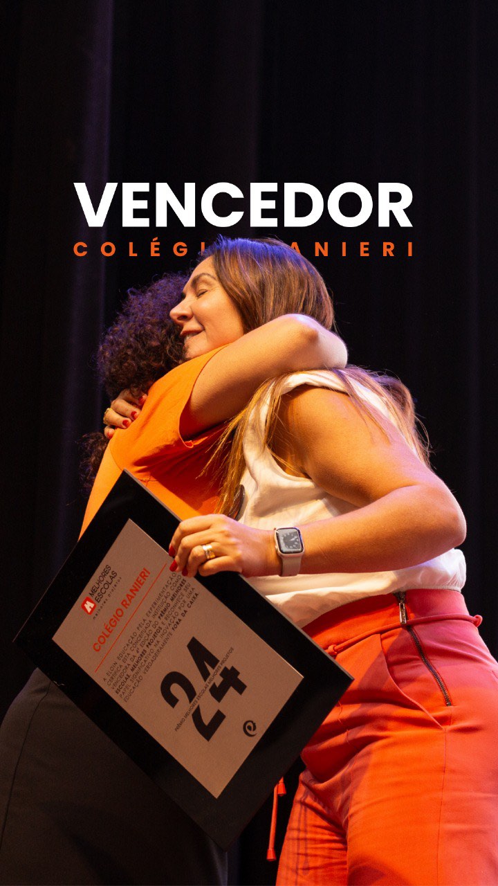 A 4ª edição da cerimônia do MEMP foi inesquecível, celebrando projetos incríveis desenvolvidos ao longo de 2024.
Entre tantos trabalhos inspiradores, três finalistas se destacaram, e quem levou o grande prêmio da noite foi o @colegioranieri, com o projeto “Brincar é Coisa Seria”, uma verdadeira celebração do aprendizado através da ludicidade.
Parabéns ao Colégio por sua criatividade, dedicação e compromisso em reinventar a educação!
E para quem deseja fazer parte dessa transformação, as inscrições para o MEMP 2025 já estão abertas. Não perca a chance de levar sua ideia mais longe. Você merece ser reconhecido, sua escola merece ser premiada!
🎥 Créditos pelo lindo vídeo: @agenciaantonella
#melhorescolaseprojetos #memp #educacao #premio #viagem #vencedor #colegioranieri
#finalista #educacao #celebracao #reels #explorer