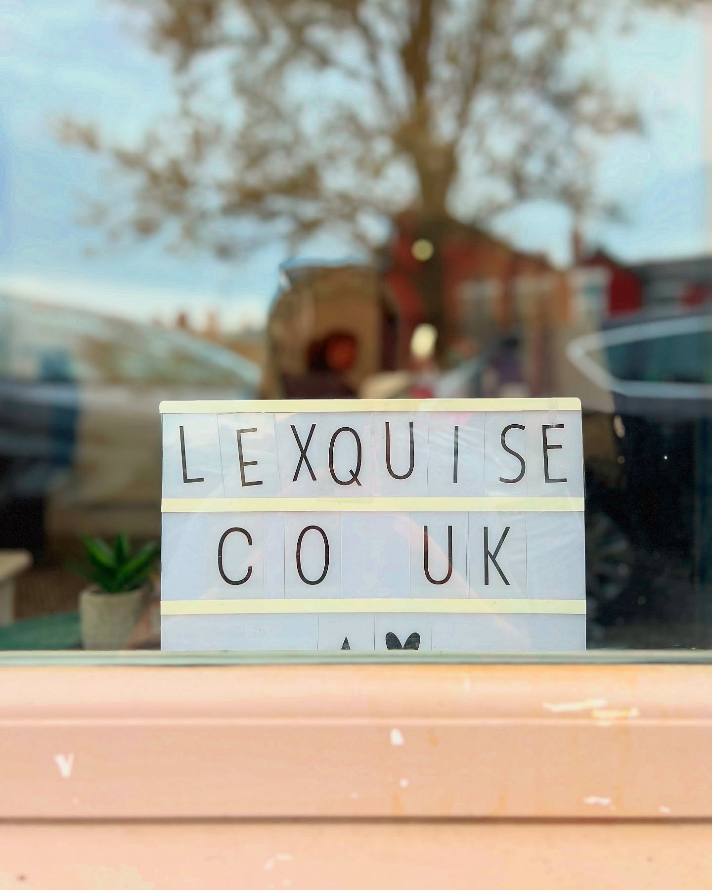 A new week at L’Exquise ready for all of you beautiful people to come in for your treatments. 🤍
#lexquisechorlton #beautysalon #manchesternails #manchesterlashes #manchesterbusiness