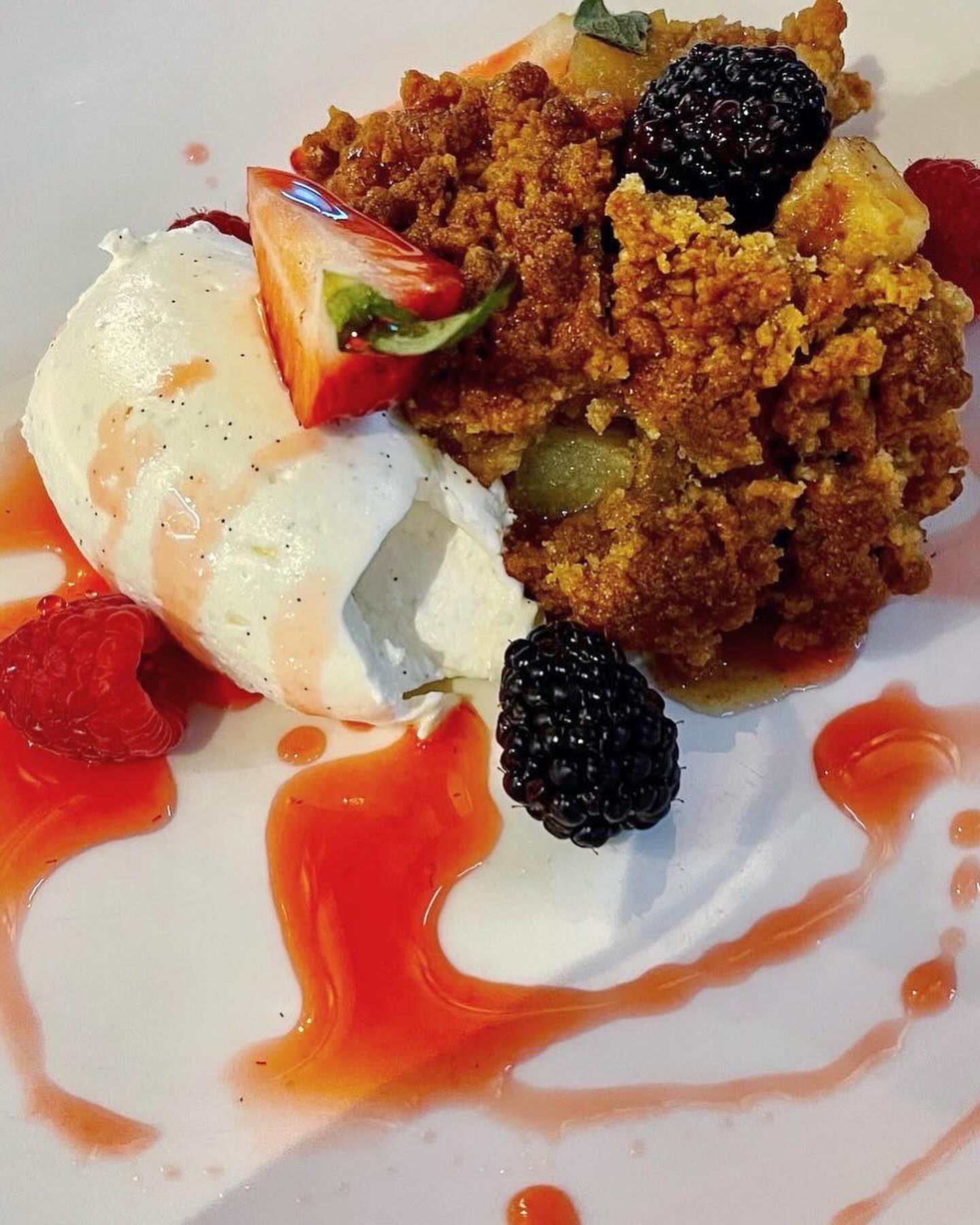 Crumble -
A warm apple crumpled tart — still cozy, still full of cinnamon and wintery aromas, but with just a hint of spring. Crunchy crumble, soft apples, fresh berries on top, and a scoop of cold vanilla ice cream to bring it all together.
A little winter, a little spring, a lot of comfort. 🌿 #YallaMarVa
#Crumble #applecrumble #comfortdessert #warmandcold #springtransition #seasonaleats #vanillaicecream #privatechef #israelifoodie #farmtotable #rustickitchen #cozydessert #foodiefavorites #chefsofinstagram #dessertvibes #sweetseason #bakingwithlove #cinnamonlove #homemadetreats #foodwithfeeling