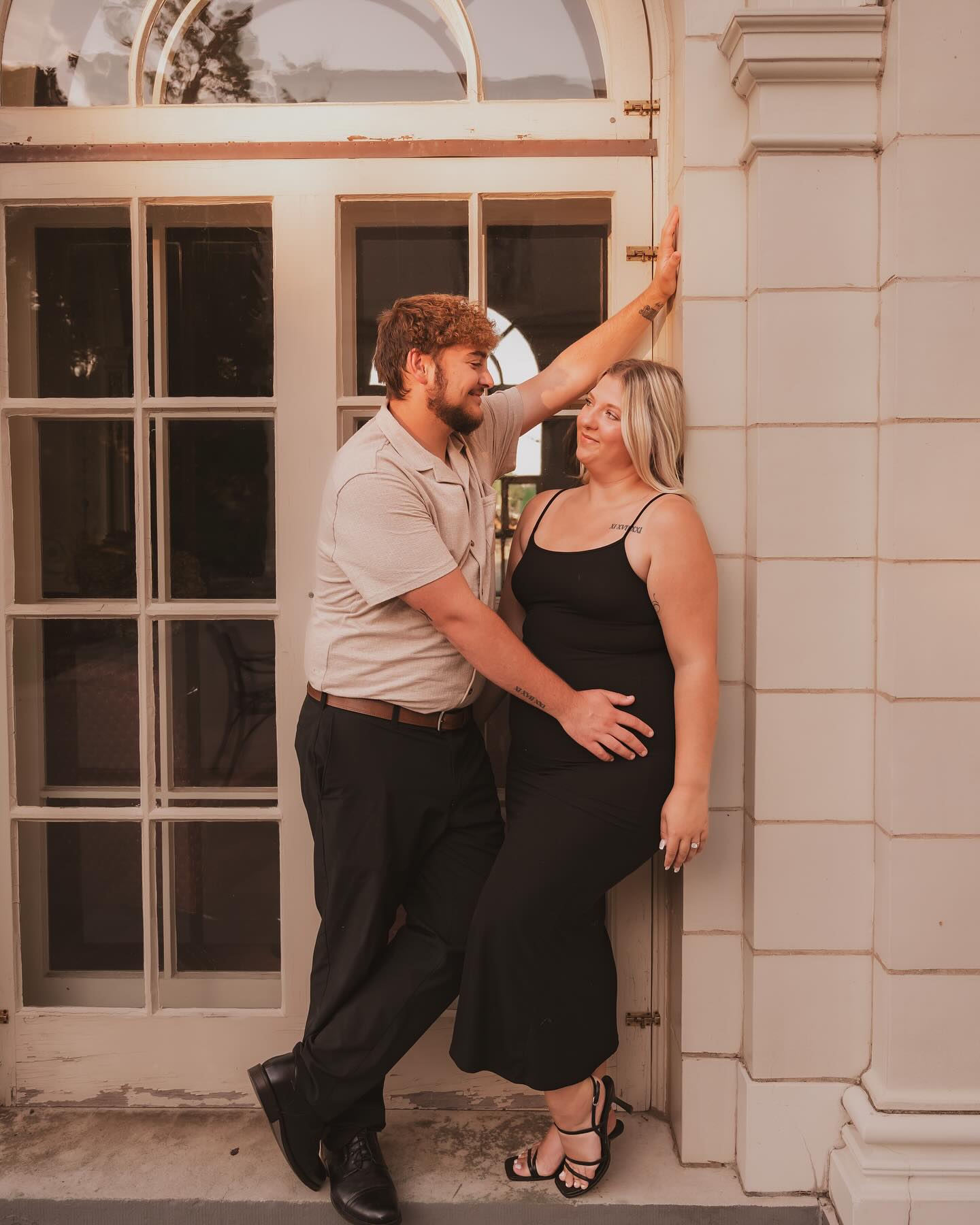 Every new engagement sesh or wedding on the books makes my heart SO happy🫶🏼
I cannot wait for warmer days and consistent golden hours to bask in with all these beautiful couples this year!!☀️🥰
.
.
.
#couplesphotographer #ohioweddingphotographer #engagementphotoshoot #waitingforsummer #celebratelove