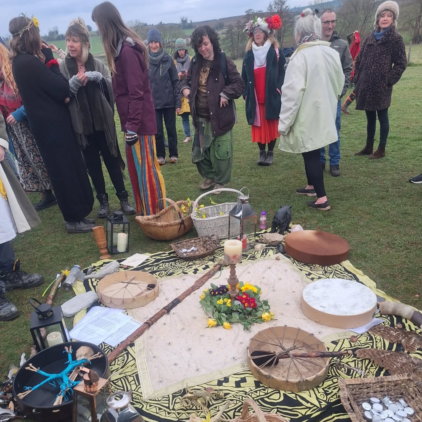 I went to the equinox celebration at Stanton Drew stones.
I love coming to these ceremonies. This time it was light, the birds were loud and spring was very much in the air.
There is something anchoring about visiting the same place at the same time through the seasonal shifts.
I realise it's giving me a different sense of time passing.
Sleeping out under every full moon is doing the same thing.
The moon is like the minutes and the seasonal celebrations are like the hours. One is the more present passage of time, smaller increments to be noticed daily, the other the slower passage where you suddenly notice time has passed once you notice the buds have finally burst.
#springtime #equinox #natureconection
