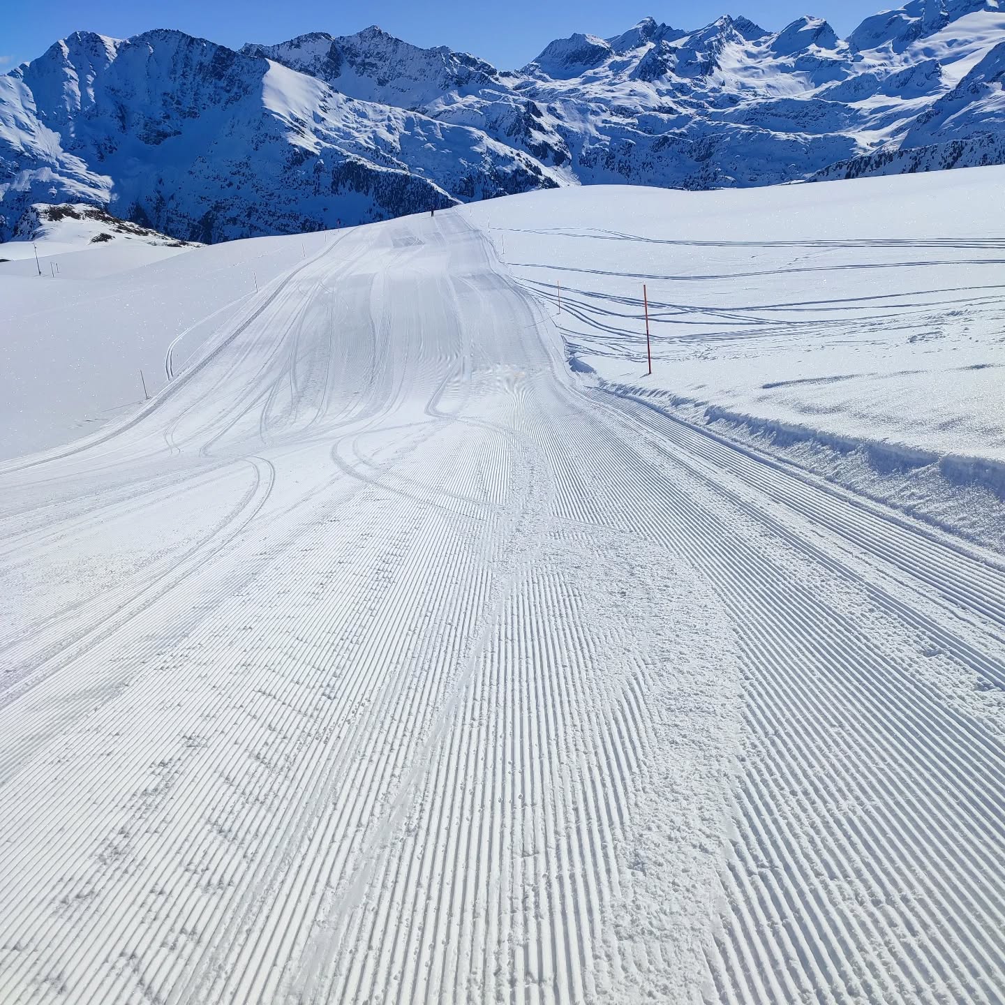 The early bird catches the corduroy. #skiday