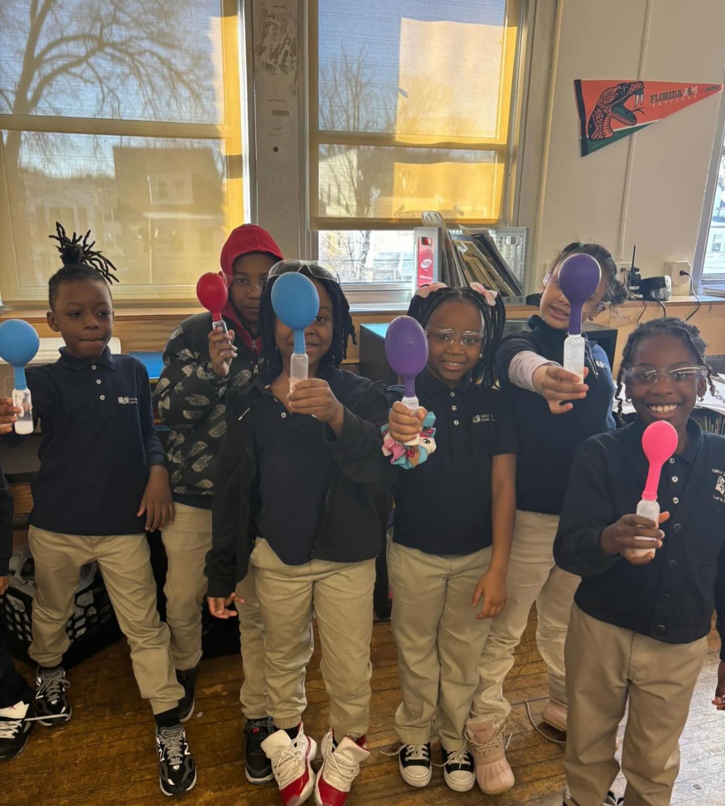 Our scholars are diving into the world of science and making amazing discoveries! 🔬✨ Check out these incredible science experiments they’ve been working on – curiosity, creativity, and learning are in full force! We’re excited to see the next big idea they come up with! #STEMStars #FutureScientists #AfterSchoolAllStars