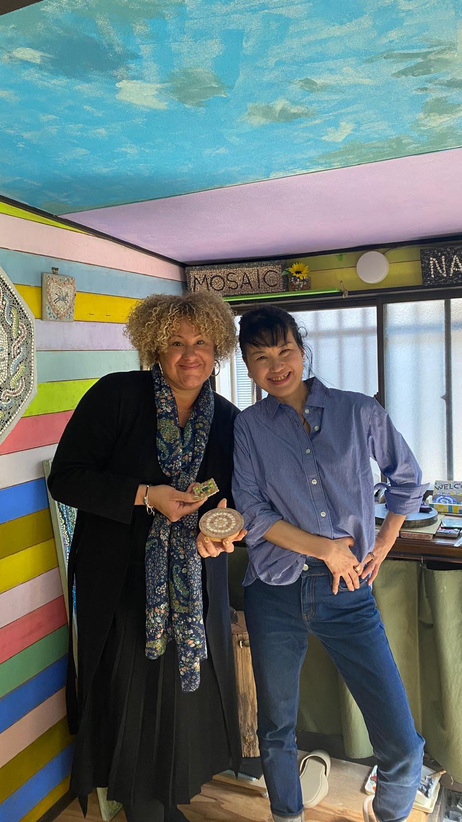 Took the train and went on an 1.5 Hour adventure into Tokyos suburbs and spent a wonderful morning with the Nahomi Okada, one of Japan’s renowned mosaic artists, in Nakano City, Tokyo. 🇯🇵 📍
What a treat to create a mosaic coaster using a hammer, hardie, and travertine in our short time together. 💕
Nahomi’s home was absolutely charming, a true treasure filled with warmth and history. 🏠🖼️ She graciously shared her incredible collection of work and memories from over 25 years of experience.
Despite her busy schedule, she was incredibly accommodating and regularly hosts workshops for aspiring artists.
I’m forever grateful for this opportunity and hope to return again someday. 😘
If you’re ever in Tokyo please visit her
@nahomiokada
www.mosaico.jp
💗
#mosaic #mosaics #mosaicist
#mosaicos #guildofcharlotteartists #mosaicosdecorativos #mosaicosartesanales #mosaicsbymima #mosaiclife #charlotteartists #mosaicworkshops #mosaicclass #mosaicoshidraulicos #mosaicosdecorativos #mosaicosyarte #arttherapylife #artteachersofinstagram #mosaicteacher #lovemyjob #bosslady #smallbusinesssupport #smalllatinabusinesses #shoplocalartists
#tokyoandaroundtokyo #tokyoartist #tokyomosaics #nahomiokada #mosaicsbymima #artistsofinstagram #japan #tokyoartscene