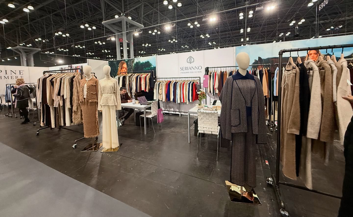 Visual Production & Setup by MK Displays @coterie_show @serianno