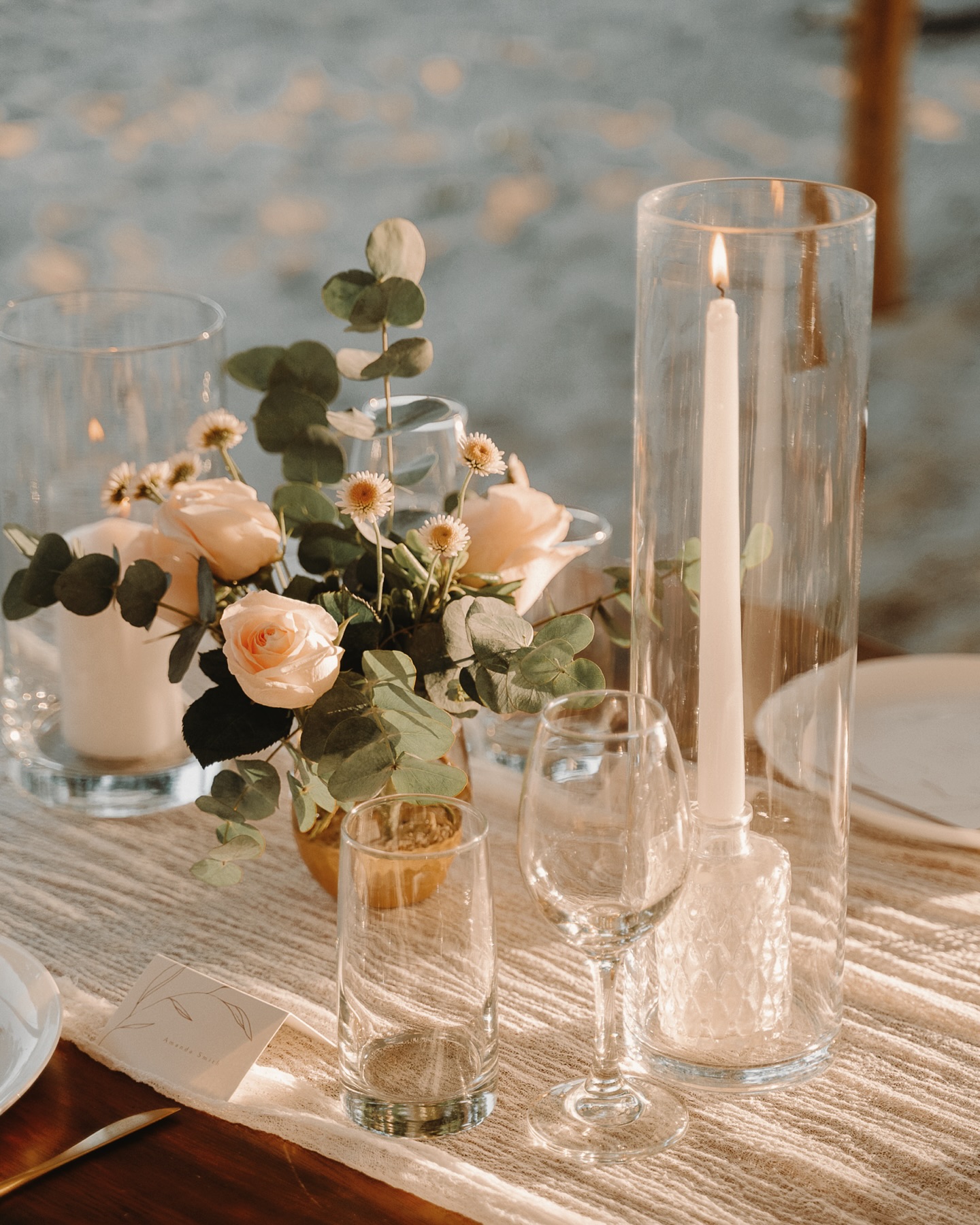 Lanterns add a warm, inviting atmosphere to your reception—simple and elegant.
Want to create the perfect ambiance for your big day? Let’s make it happen! DM us today!