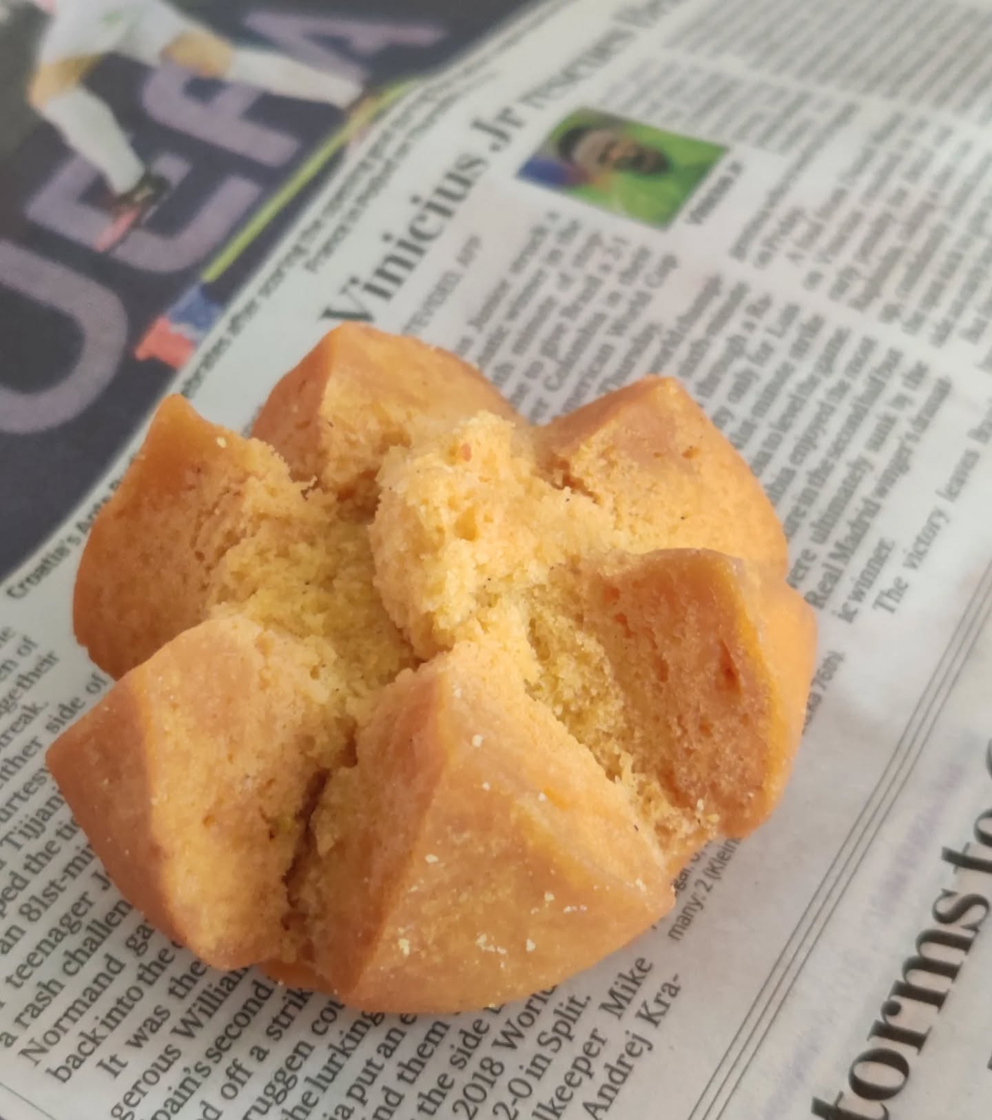 Vettu (cut) cake is commonly associated with tea shops in Kerala, and while that holds true, it is also found in Tamil Nadu, where it is sometimes called Muttaikose (for its resemblance to cabbage) or Aatukaal Cake (as it looks like a goat’s foot). However, what you see here is the Bangalore version, available for Iftar during the month of Ramzan at a place run by Malayalees. It’s not the best Vettu cake I’ve had, but it did bring back memories of the quintessential tea shops that are very much a part of our cultural fabric.
That aside, if you know me well, you know I’m always looking for similarities in our differences, and trust me, you’ll find them. Once again, this snack took me back to Christmas. Yes, you heard that right—Christmas. Think about all our sweet phalagharam and what they contain: flour, sugar, eggs, milk, butter, often a combination of these. Vettu cake is no different. Made with flour, semolina, eggs, milk, sugar, and cardamom, it shares a familiar essence with treats like khajoor, diamond cuts, Thekua and even kulkuls. Each of these deep-fried delights has its own slight variation, yet they remain undeniably similar.
Vettu cake, too, earns its place on my same but different list. So go ahead, look for it at your local tea shop and give it a try!
#samebutdifferent
