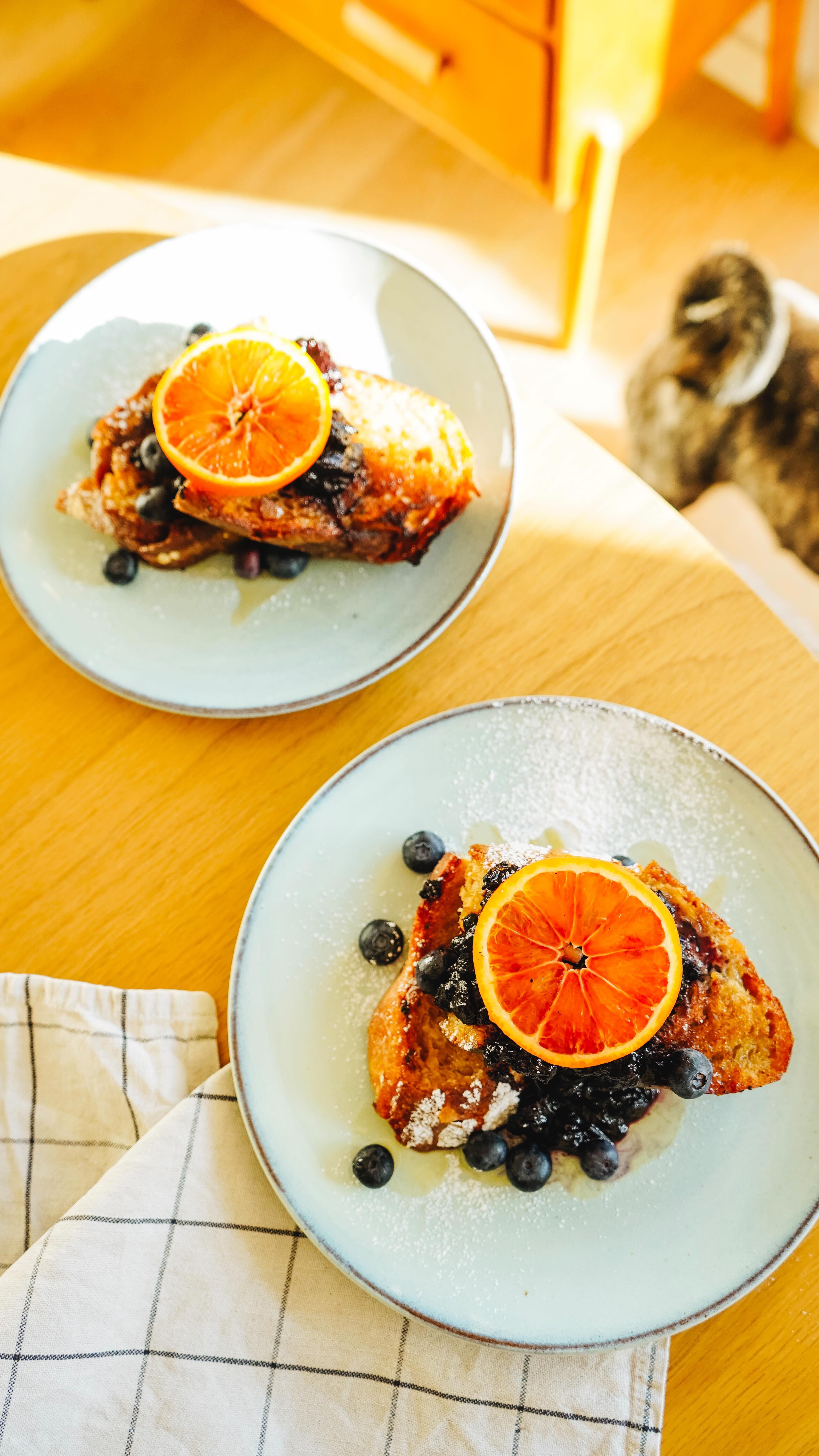 Vegan London Fog French Toast 🫖✨☁️
…with Wild Blueberry, Date, & Cardamom Compote!
A cozy twist on a classic, this recipe is a great way to use up bread that’s going stale (works for most gluten-free bread as well) and tastes 🤌🤌
Comment “fog” if you want the recipe messages to you! Otherwise, it’s linked in my bio 😌
#londonfog #londonfogfrenchtoast #frenchtoast #veganfrenchtoast #veganrecipe #veganbrunch #vegan #plantbasedrecipe #plantbasedbreakfast #plantbased #veganfood #breakfast #brunch #wildblueberries #cardamom #compote