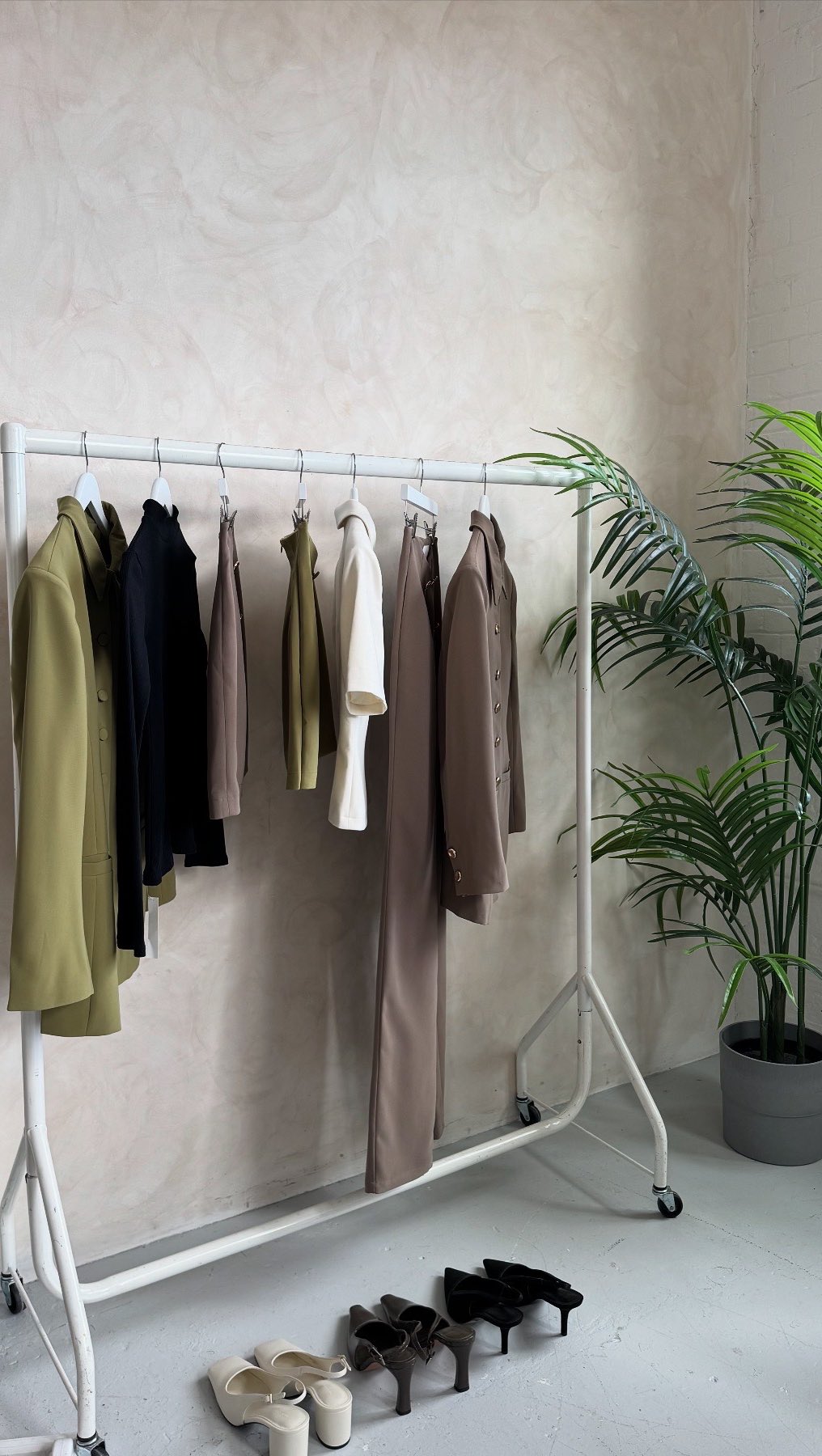 Which style is your favourite?👀🤩
#springwardrobe #springpieces #springfashion