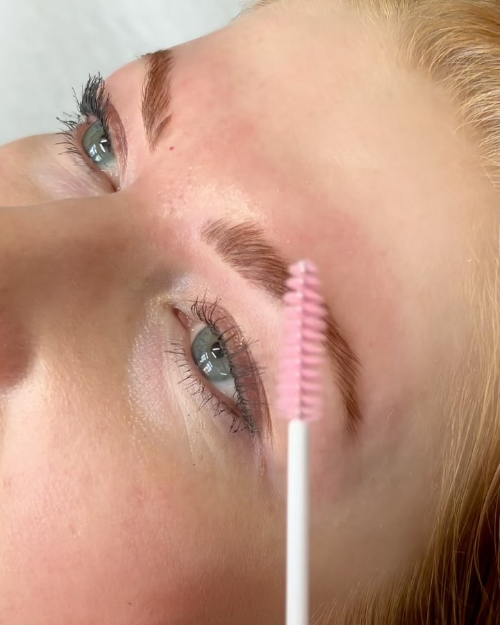 Brow Lamination Magic 🔥
Schau Dir diese Verwandlung an!
Wie gut 💙 gefällt Dir das Ergebnis? Schreib‘s in die Kommentare
#browlamination #beautytransformation #studioblueneburg #browlove