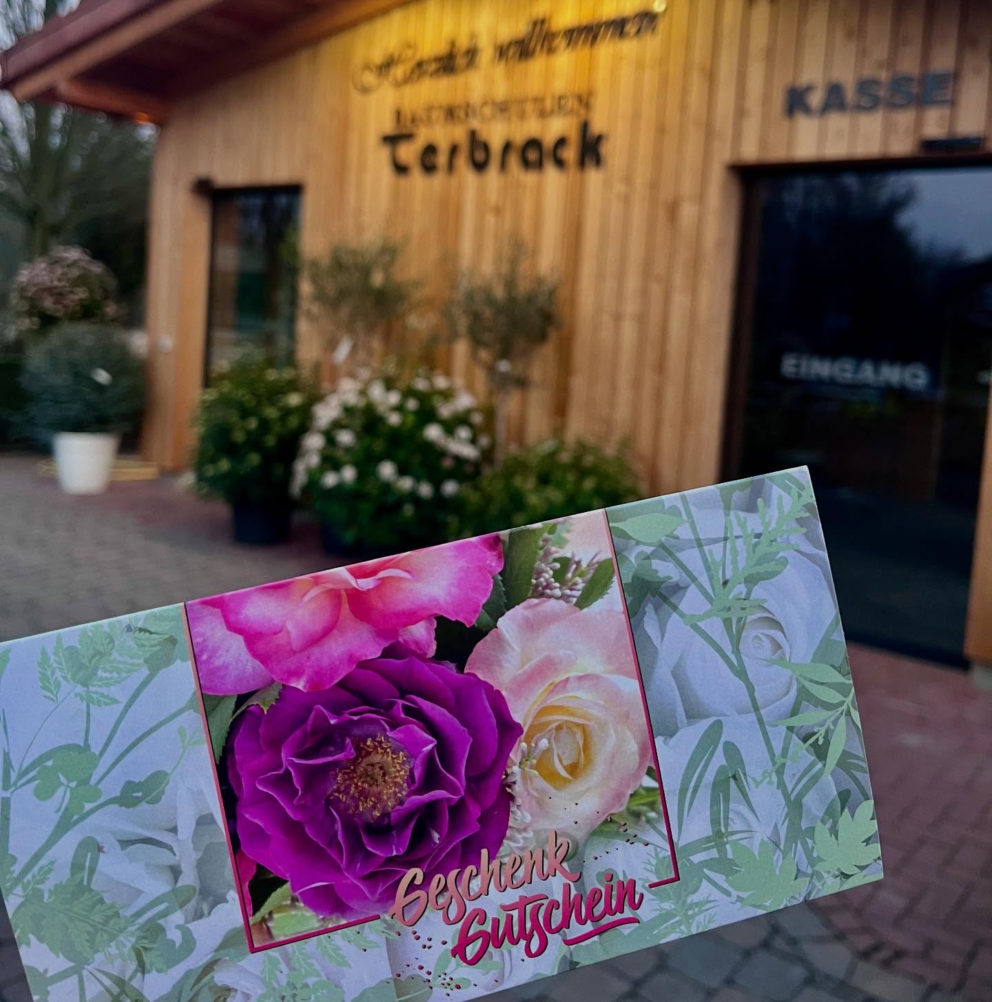 🌿Gewinnspiel-Alarm🌿
Gewinne einen Gutschein für Baumschulen Terbrack! 🌳✨
🎁 Preise
🥇 1. Platz: 500€ Gutschein
🥈 2. Platz: 300€ Gutschein
🥉 3. Platz: 200€ Gutschein
So machst du mit:
✅ Folge uns auf Instagram @baumschulenterbrack
✅ Like diesen Beitrag
✅ Markiere zwei Freunde in den Kommentaren
Für die doppelte Gewinnchance, kannst du optional den Beitrag in deiner Story posten und uns markieren.✨
Teilnahmeschluss: Sonntag, 06.04.2025 um 18 Uhr, die Gewinner werden per DM benachrichtigt.
Rechtlicher Hinweis: Dieses Gewinnspiel steht in keiner Verbindung zu Instagram und wird in keiner Weise vom Instagram gesponsert, unterstützt oder organisiert. Der Rechtswegs ist ausgeschlossen. Die Teilnehmerdaten werden nur für das Gewinnspiel genutzt.
Viel Glück!
#gewinnspiel #baumschulenterbrack #pflanzenliebe #garten #gartenliebe #pflanzen #pflanzenglück #stauden #bäume #kräuter #gemüse #rosen #kletterpflanzen #hecke #ahaus #stadtlohn #vreden #legden #heek #gronau #ochtrup