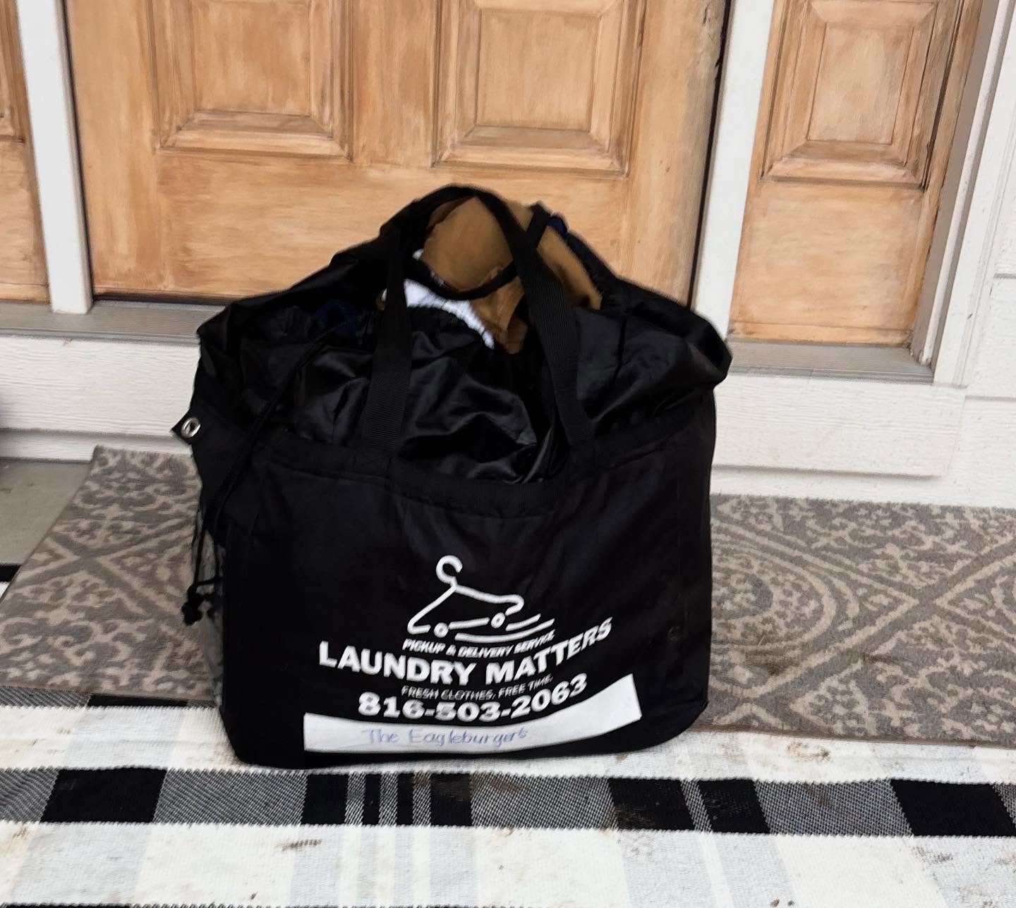 What’s more valuable than your time? Nothing!
Laundry pickup services could be the inexpensive luxury that makes your week!
This bag on our clients porches allows them to do so many different things (chores, activities, family time, self care, etc.)!
Contact us today to schedule your pick up! Call or text 816-503-2063 🧺