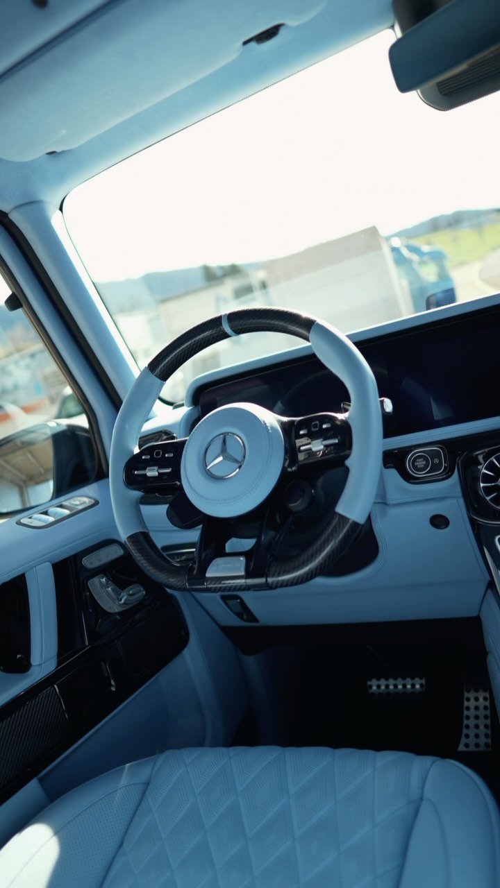 Höfele G800
#mercedes #mercedesbenz #amg #g800 #switzerland #zurich #suv #supercars #hofele #dtmsportscars