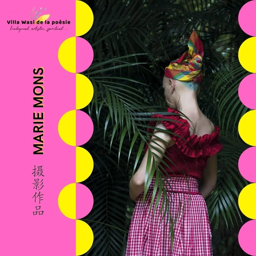 🌿 Marie Mons es una artista que practica las artes visuales con la fotografía como medio principal. Ella vive y trabaja en París. Desde el exilio insular de Islandia a Martinica, Marie Mons nos lleva a cuestionar nuestras identidades y considera el autorretrato como un escape que le permite lanzar su propia mirada distanciada sobre sí misma y así liberarse de la de los demás.
🌿 Al igual que su serie “I'll be your mirror” producida hace 10 años, ella imagina una nueva serie a @villa_wasi_de_la_poesie_ con su hija, esta vez tomando como escenario la Provincia de #AltoAmazonas, para explorar la relación #materna .