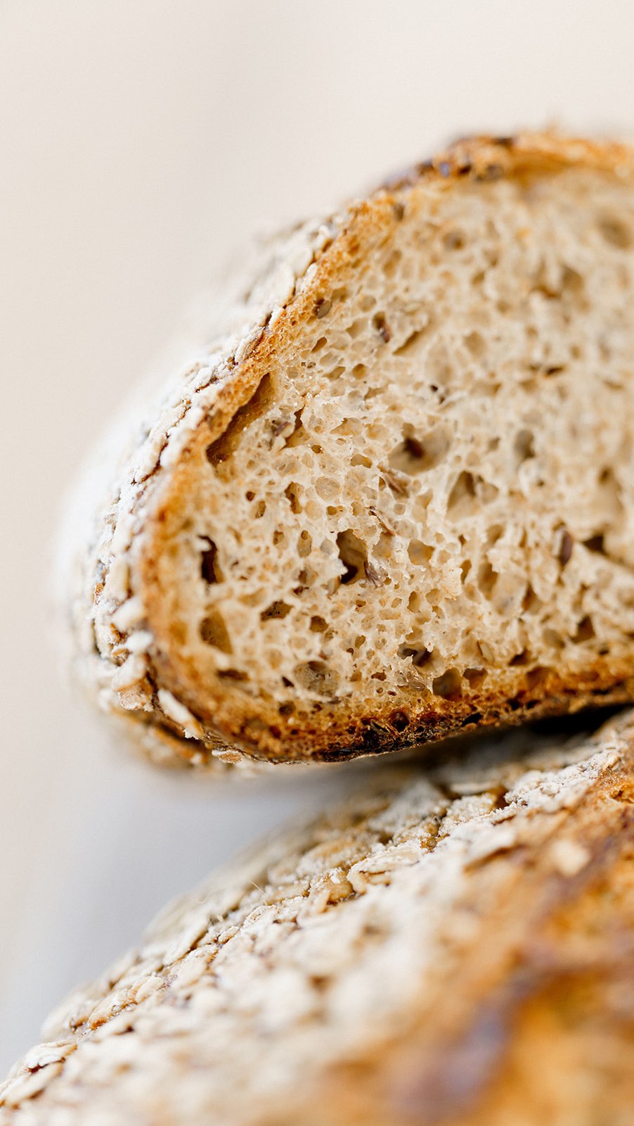 The Art of Le Beau Bread❤️
Flour. Water. Salt. Time.
It starts simply — but what happens next is pure craft👌🔥
From fermentation to shaping, scoring to bake — every loaf is an expression of patience, precision, and love❤️❤️❤️
We don’t just make bread. We practice the art of it.👌
Le Beau bread: beautiful in process, beautiful in purpose.
#LeBeauBread #ArtisanBread #SourdoughLove #TorontoBakery #BreadArt #FromTheBench #LeBeauToronto #CraftedWithCare #DailyBread #TorontoEats #SlowFermentation #MadeByHand #lebeaulab #lebeauboulangerie #lebeaucroissanterie #artisanbrread #sourdough #torontobakery #torontofood #torontoeats #torontofood #torontofoodies
