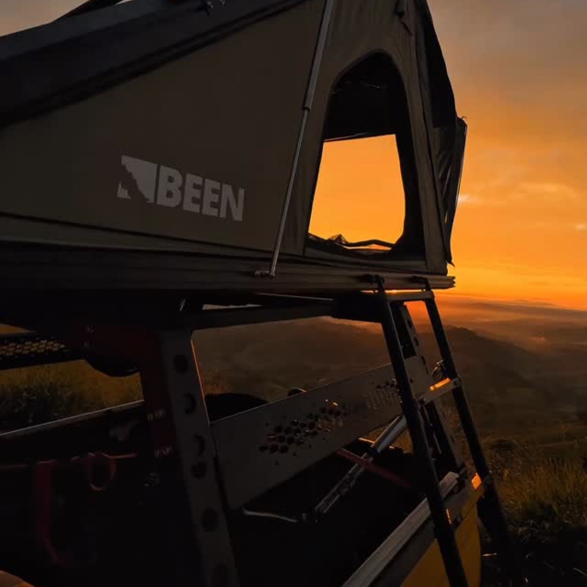bem-vindos ao mundo @beenbrasil
#beenbrasil #outdoorlife #keepexploring #keepitsimple #gooutside #beentents #keeponrecord #notbydefault #barracasdeteto #barracasautomotivas