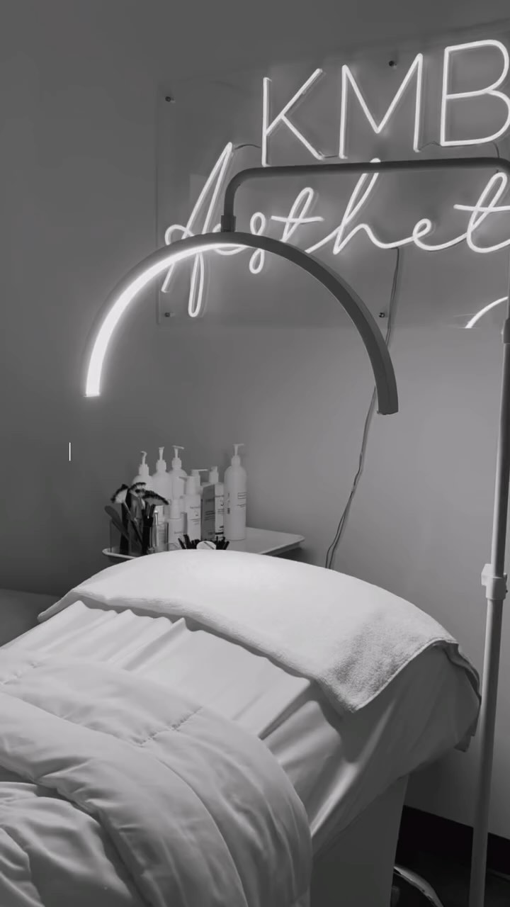 It’s more than skincare
It’s more than business
It’s relationship 🤍✨
#browardfacials #browardacneclinic #browardacnespecialist #browardacnetreatement #esthiebestie #beforeandafter #miamifacials #facereality #biorepeelbroward #acnescarstreatment