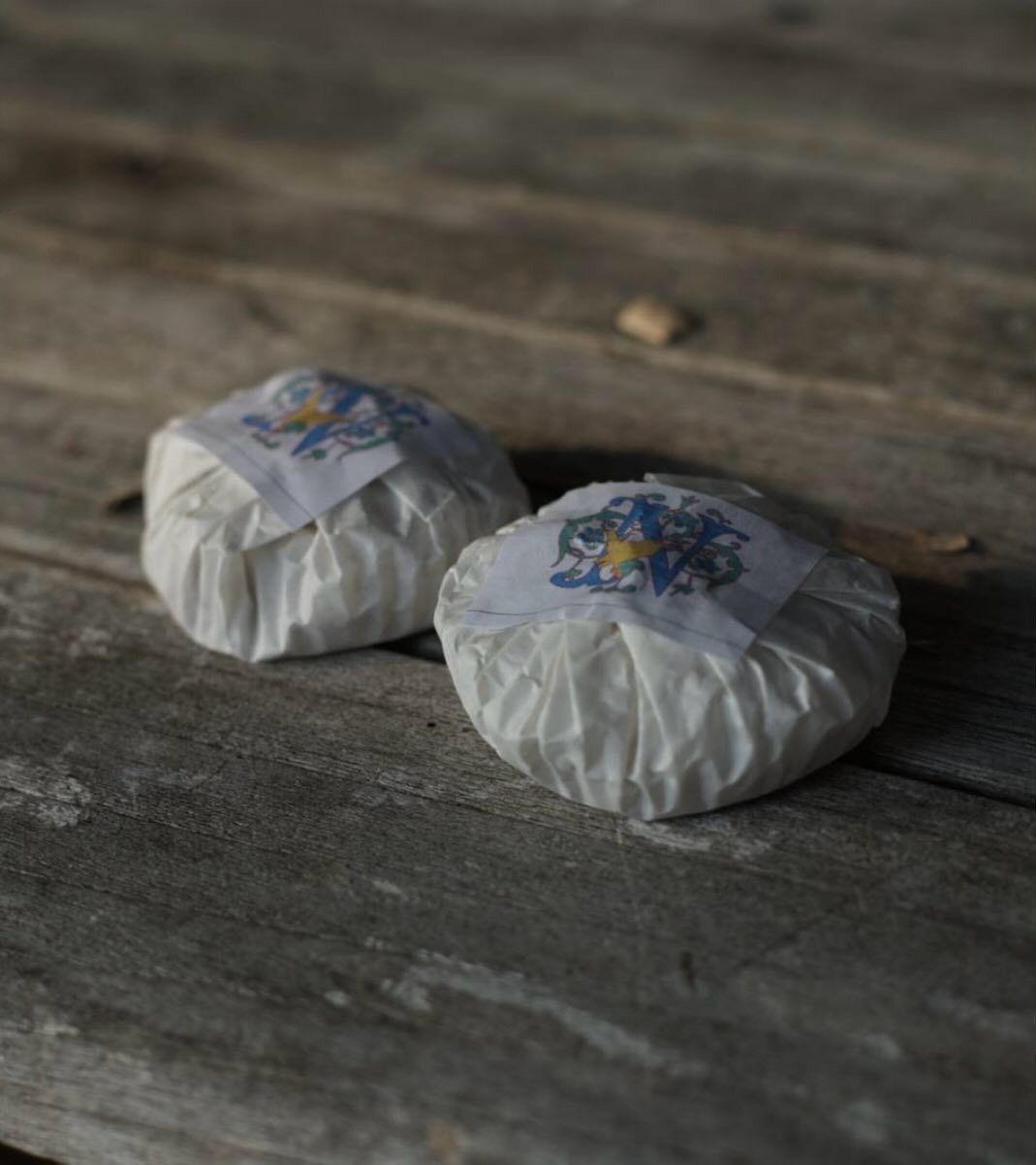 A lesson in physics, learning about fire, resulted in us making our own Nightingale Cottage firelighters out of soya wax and fine wood chippings🔥🔥
#holisticeducation #hybridlearning #homeeducation #reallifelearning #kent #sevenoaks #sevenoaksmums #tonbridge #tonbridgemums #progressiveeducation #morethanschool #outdoorlearning #alternativeeducation #pioneeringeducation