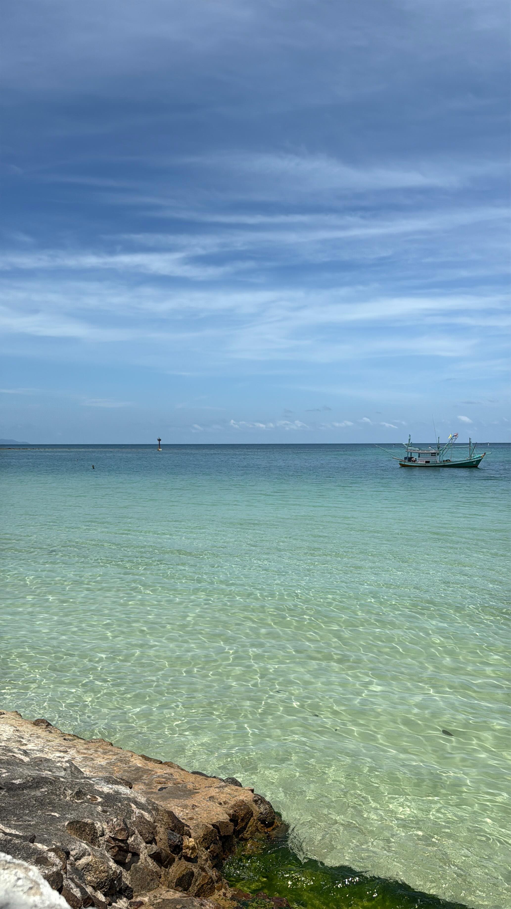 Three mental blockages that can be the biggest obstacles in your transition👇🏻.
Fear of Change – Growth requires stepping into the unknown. Instead of fearing change, reframe it as an opportunity. Ask yourself: “Why the change is necessary?” & “What’s the best that could happen?”
Self-Doubt – The way you speak to yourself matters. Check-in with yourself how have you been speaking to yourself. Replace negative self-talk with affirmations and small wins that build confidence.
Lack of Direction – Clarity is power. Set small, actionable goals and create a plan. Start with just one step today!
What’s the biggest obstacle standing in your way right now? 💌 DM me “clarity”, and let’s work through it together!
#lifecoach #holistichealth #mindsetcoach #mentalhealth #lifetransitions #wellness #almawellbeing