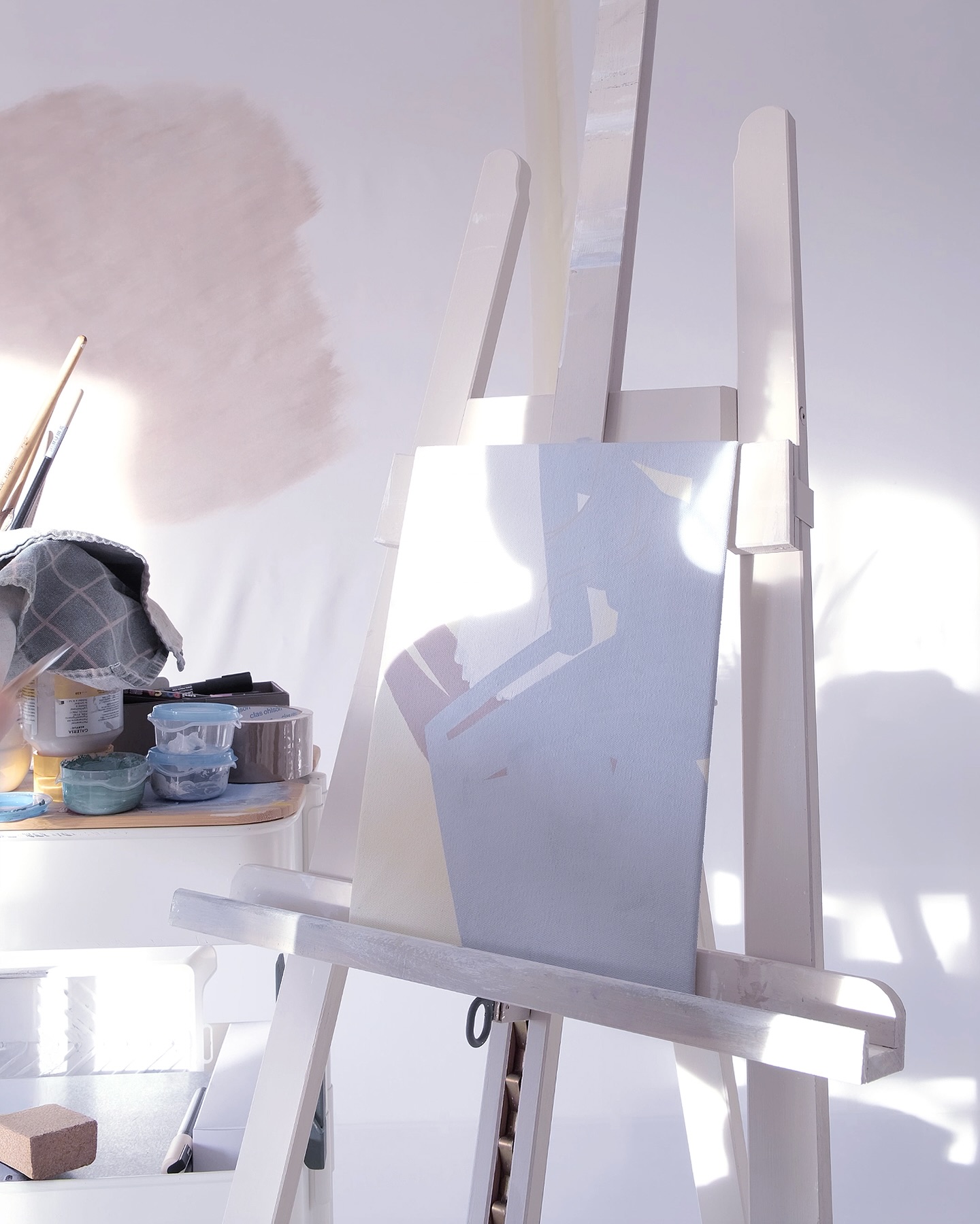 The dark and brittle memories of winter fade gently beneath the warmth of the sun ••
Painting large, small and square things in the studio
어둡고 부서질 듯한 겨울의 기억이
따뜻한 햇살 아래 서서히 옅어져 간다 ••
크고, 작고, 사각진 것 페인팅 중 작업실 📷
⠀
⠀
⠀
⠀
⠀
⠀
⠀⠀
⠀
⠀
⠀
⠀⠀
⠀
⠀
⠀
⠀
#artiststudio #studiodaily #wip #workinprogress #abstractpainting #abstractart #abstractartists #originalpainting #canvasartwork #contemporaryart #abstrakt #abstraktmålning #wallpainting #artcollection #artcollector #koreanartist #koreanpainters #koreanpainter #추상 #추상화 #추상화가 #현대미술 #추상화작가 #suyeonseo #suyeonseo_art #artistsuyeon