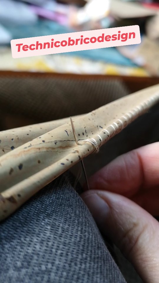 On se prépare pour l'installation !
Et cette semaine on fixe tout au @musee.duliege.
Ça va faire plop, plouf, vvvzzz, toc et même splash dans la salle des expériences. Du jamais vu à Mézin !
#mediationculturelle #graphisme #musee #museeenfamille #manip #museedessciences #experiences #suberine #liegeforever #lafabriquetoimeme