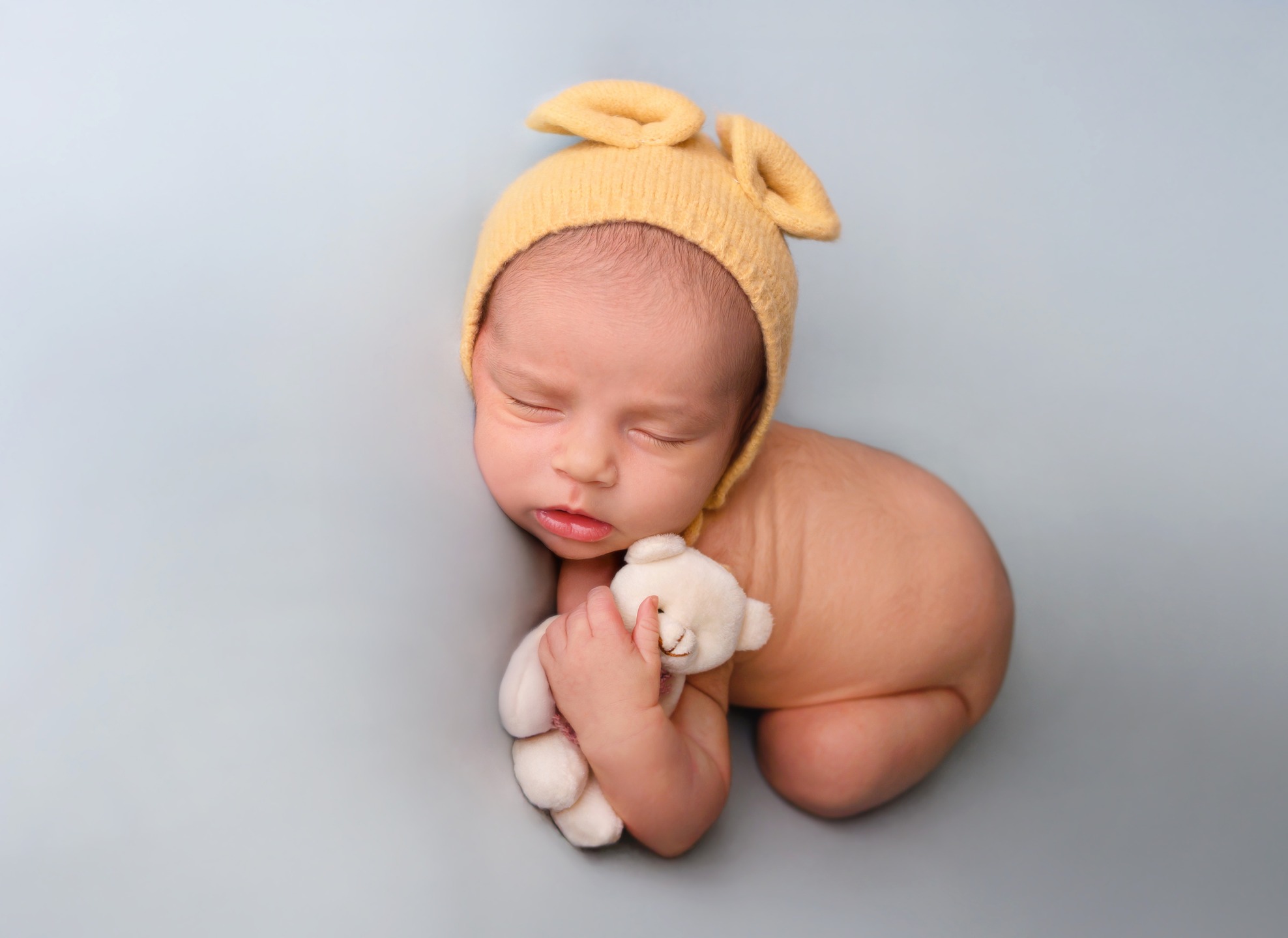 Mi pequeño Enzo✨
Se portó Increíble, no hay nada más bonito que verlos tan pequeñitos y redonditos en estos primeros días.
Es un regalo poder crear este tipo de recuerdos que pasan taaan rápido.🥹
.
.
.
.
.
.
.#newborns #newbornphoto #newbornphotographers #babyphotoshoot #newbornsession #momlife #lactanciamaterna #fotografias #fotografiainfantil #sesionnewborn #mamaprimeriza #fotografiadebebe #photonewborn #maternidad