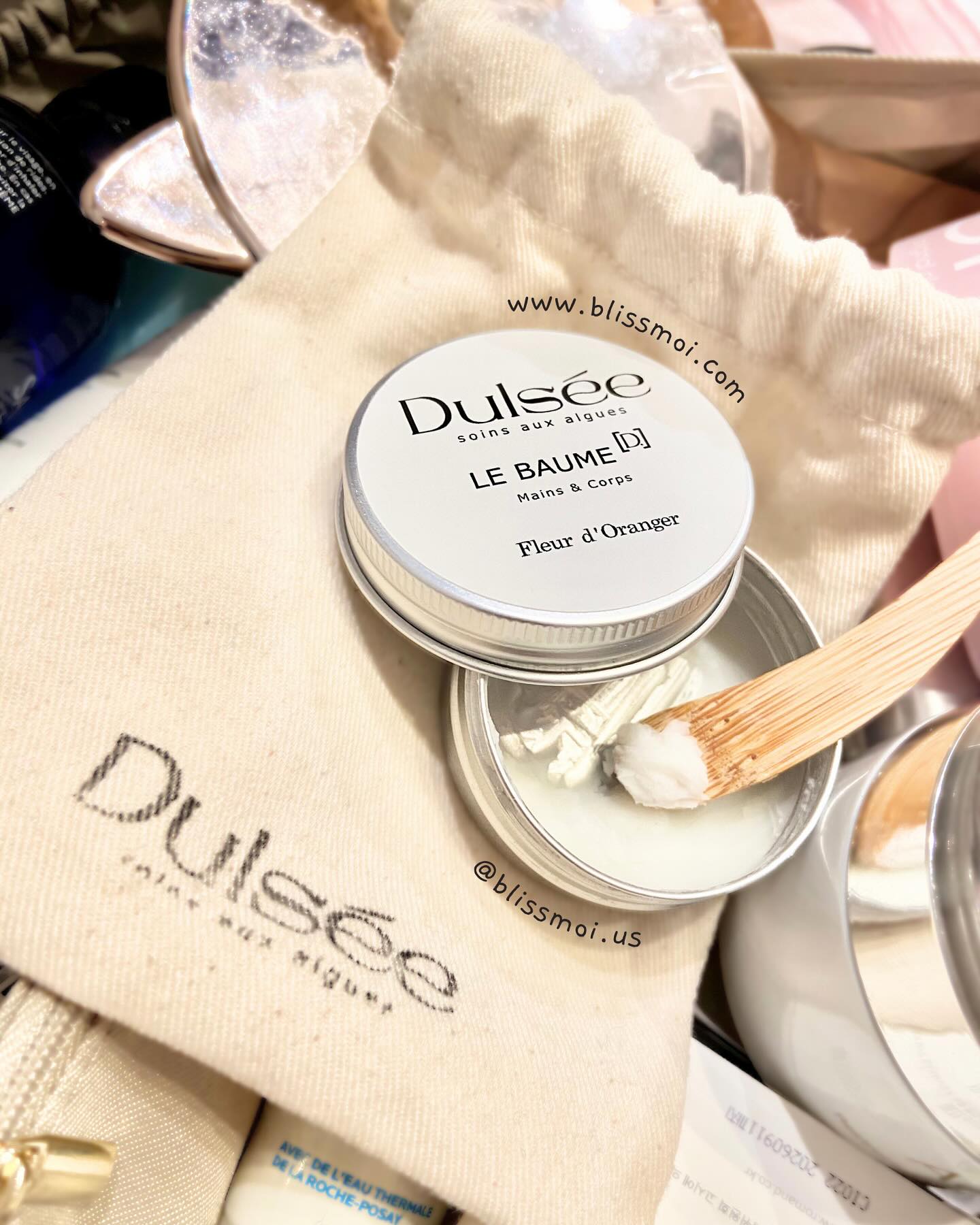 I just finished this little jar.
Not in a rush, not all at once—just slowly, in small, needed moments.☘️
The Dulsée Orange Blossom Hands and Body Balm, made with care in France 🇫🇷, has become part of my personal ritual.
When I feel tense or anxious, I dab a little on my temples or hands… and breathe. The soft floral scent helps me pause, even just for a moment, and return to myself. 🎍
It also nourishes my skin—my face, dry patches, wherever needs some softness.
My daughter loves it too. Sometimes we use it together in the morning. It’s become a quiet ritual we share.
Cindy brought this balm to Neighbor Fest earlier this March. I wasn’t there, but I wished I could’ve been—to tell people:
This balm isn’t just skincare. It’s self-care 🧖♀️. It’s grounding. It’s a reminder to soften, even when the day feels hard. 💛
If you’ve been needing something gentle to nourish your skin—and your nervous system—maybe this balm can hold a small space for you too.
Phoebe xoxo
Product: @duslee_cosmetiques
#Blissmoi #motherhoodmoments #madeinfrance #selflove #selfcare #skincareroutine