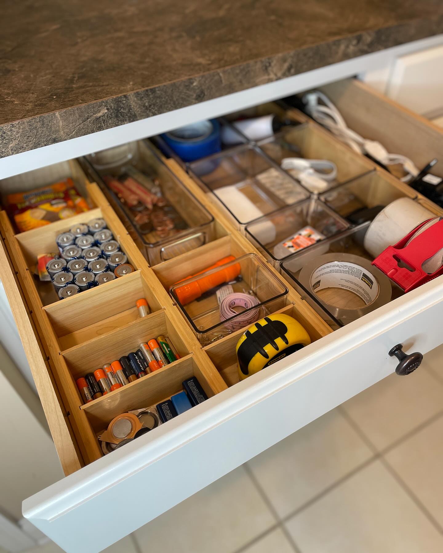 I could show you a million before-and-afters (and trust me, I want to)... but today, youāre getting a little peek at some of the drawers weāve been organizing lately.
From chaotic junk drawers to tea stashes so cute they basically demanded their own blog postāso thatās exactly what I did. š
Need some inspo? Todayās blog has 15 layouts across 6 different types of drawers, all using our go-to bamboo dividers. And YESāevery single product is linked for easy peeping! šļø
⨠Want the links sent straight to your DMs?
āØDrop the word LINK below and Iāll send it right over!
āØOr just head to our link in bioāitās the most recent post. š»
Sidenote: Iām showing a variety of organization levels hereābecause you donāt have to be Marie Kondo to take advantage of this kit. Whether youāre just trying to make your drawer close without a fight, or youāre going full-on Home Edit, thereās something here for you. š
#HomeOrganization #declutter #decluttering #lexingtonketucky #centralkentucky #LexingtonKYOrganizer #gettingorganized #loveyourspace #tidyingup #organizingtips #getorganized #homeorganization #organizedhome #declutteryourlife #clutterfree #homeorganizingtips #DeclutterYourSpace
#drawerorganization #organzieddrawer
#OrganizationGoals
#DrawerGoals #OrganizingInspo #DeclutterMagic #HomeOrganization