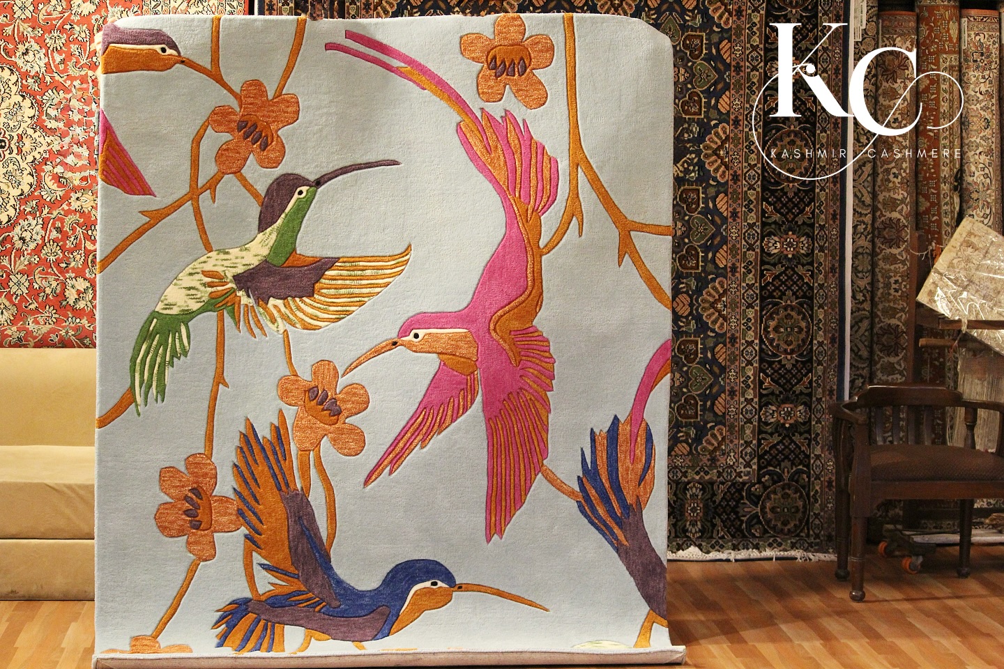 **”A Touch of Art Under Your Feet – Premium Hand-Tufted Rug 🎨✨”**
Transform your space with this **luxurious hand-tufted rug**, featuring a stunning design of vibrant hummingbirds in flight. Crafted with **premium wool and silk accents**, this rug offers a soft, plush feel while adding a bold artistic statement to your home.
🌿 **Why Choose This Rug?**
✔ **High-quality craftsmanship** for durability and comfort
✔ **Vibrant, nature-inspired design** to elevate any room
✔ **Soft, dense pile** for a cozy, luxurious touch
✔ **Perfect for living rooms, bedrooms, and creative spaces**
Bring home this **blend of art and comfort**, where elegance meets warmth.
#LuxuryRugs #HandTufted #HomeDecor #ArtUnderYourFeet #PremiumQuality #kashmircashmere
:
:
DM US FOR MORE DETAILS
:
:
@kashmir_cashmeree