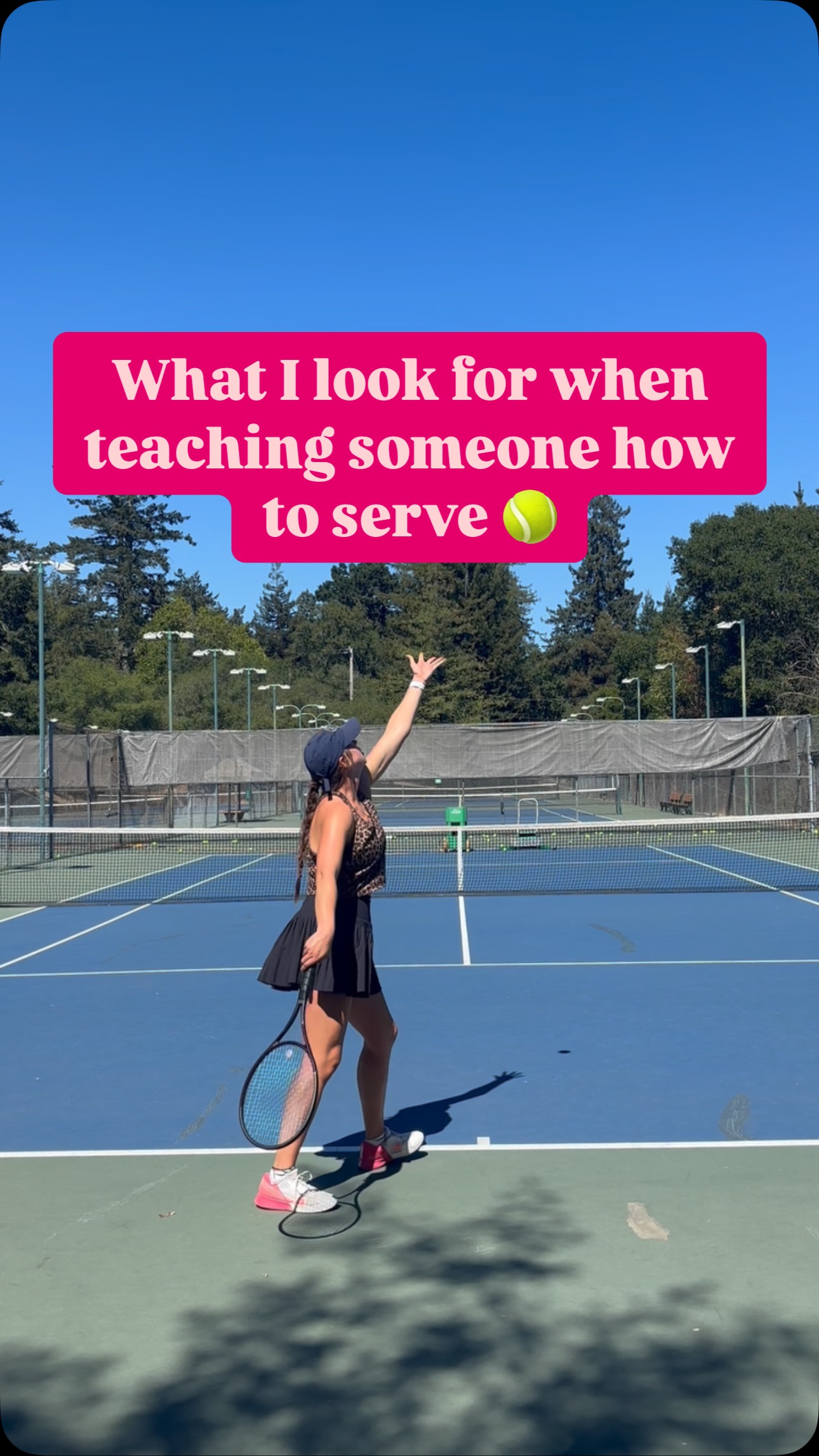 Just a few things I look for when helping someone with their serve 🎾💪🏼 Comment “serve” for one of the MOST IMPORTANT things I didn’t list in the video 🤫
#tennis #tennisserve #tenniscoach #tennislessons #tennisgirl #serve #tenniscoach #mentalperformance #sportpsychologycoach #sportspsychology #grip #toss #routine #serveroutine #contact #mindset