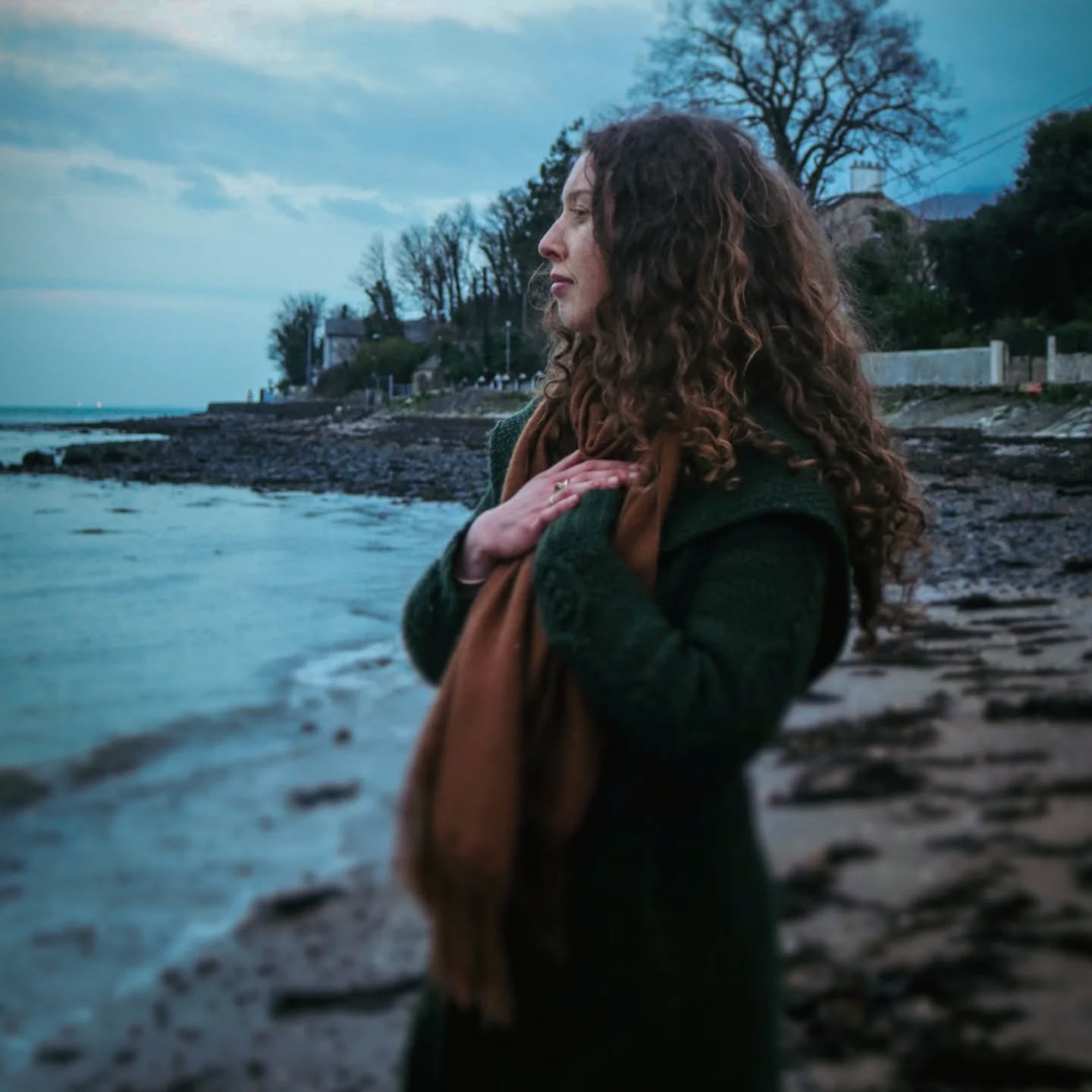 I've been hiding behind my art. I have been downplaying myself quite significantly, too. No, this is not some new realisation. It is something I have been acknowledging of myself for some time now, but hasn't felt easy to share or shift. I know I share here a lot about being a 'visionary artist', which is a nice term I found that speaks well enough to my expression and output as an artist, but really, aside from the fact that I paint, who am I? WeIl folks, here it is. I am a seer. Yes, I see things beyond what is "normal". In order to exist in a world that doesn't quite understand that, I paint. It gives an outlet to my visions.
I thank God I am one who has this outlet, but honestly, I still feel like I am hiding myself behind my art. Painting visions is also limiting as it is not possible to paint even a fraction of what comes through me, and it doesn't help that I am a total perfectionist. 😅 The only option is to start speaking about it which scares sh*t out of me for all the centuries I feel in my bones where seers have been exiled, killed, locked in wards for what they know and see.
I know we are coming into a different age of a "great awakening" where many are sharing more about their intuitive gifts, etc, but it's really not easy! I have opened up to many before and have been really harshly judged, pushed down, and even taken advantage of for my abilities.
And so I return repeatedly to my safe space. My art. Where I can say what I want and no one can judge me, because hey, it's just art!
This is changing, though. Despite my fears, I am being called to speak about this now and my journey too, as I know there are many others like me and who feel the same.
It's the time of the seers to come back to the fore after centuries of exile.
These photos I am sharing are some stills from a day of filming with the wonderful @shellymcloughlin where I bravely put myself in front of the camera to start speaking about my path and journey asa seer and visionary artist.
I am both terrified and excited to release this video. But I know it will resonate with many of you here. And sure, what are we here for only to be ourselves and to shine in that fully.
Maria☀