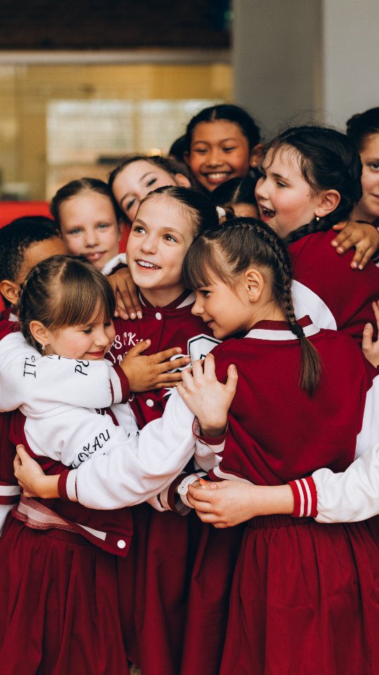 ❤️ WHEN THE MUSIC TAKES OVER… ❤️
🏫 School can feel endless, especially when the clock ticks slower than your thoughts. But what if one song could change everything? 💫
👯♀️ In this dance video, filmed for New Generation Dance (@ngd_space)—a Ukrainian dance studio founded by refugees in Denmark—kids break free from boredom with the energy of APT. @brunomars @roses_are_rosie
🏛 Classrooms turn into dance floors🕺, staircases into stages, and loneliness into connection. Even the teacher and the cleaner lady can’t resist the rhythm!💃
🙏I’m so proud to collaborate with such incredible people from NGD and the exceptionally talented kids who brought this story to life! Your passion and energy are truly inspiring ❤️
🔊SOUND ON - AND ENJOY!
___________
@ngd_space
@ng_dance_danmark
@svetik_rdf
▪︎
▪︎
▪︎
▪︎
#musicschangeseverything ##ukrainiandancers #ngd ##newgenerationdance #beinlens ##elenabelevantseva #apt ##copenhagenvideographer #storytellingthroughfilm #creativecontentdenmark #promovideosdenmark #videografsjælland #musikvideodanmark #danskvideograf #videografkøbenhavn #virksomhedsvideo