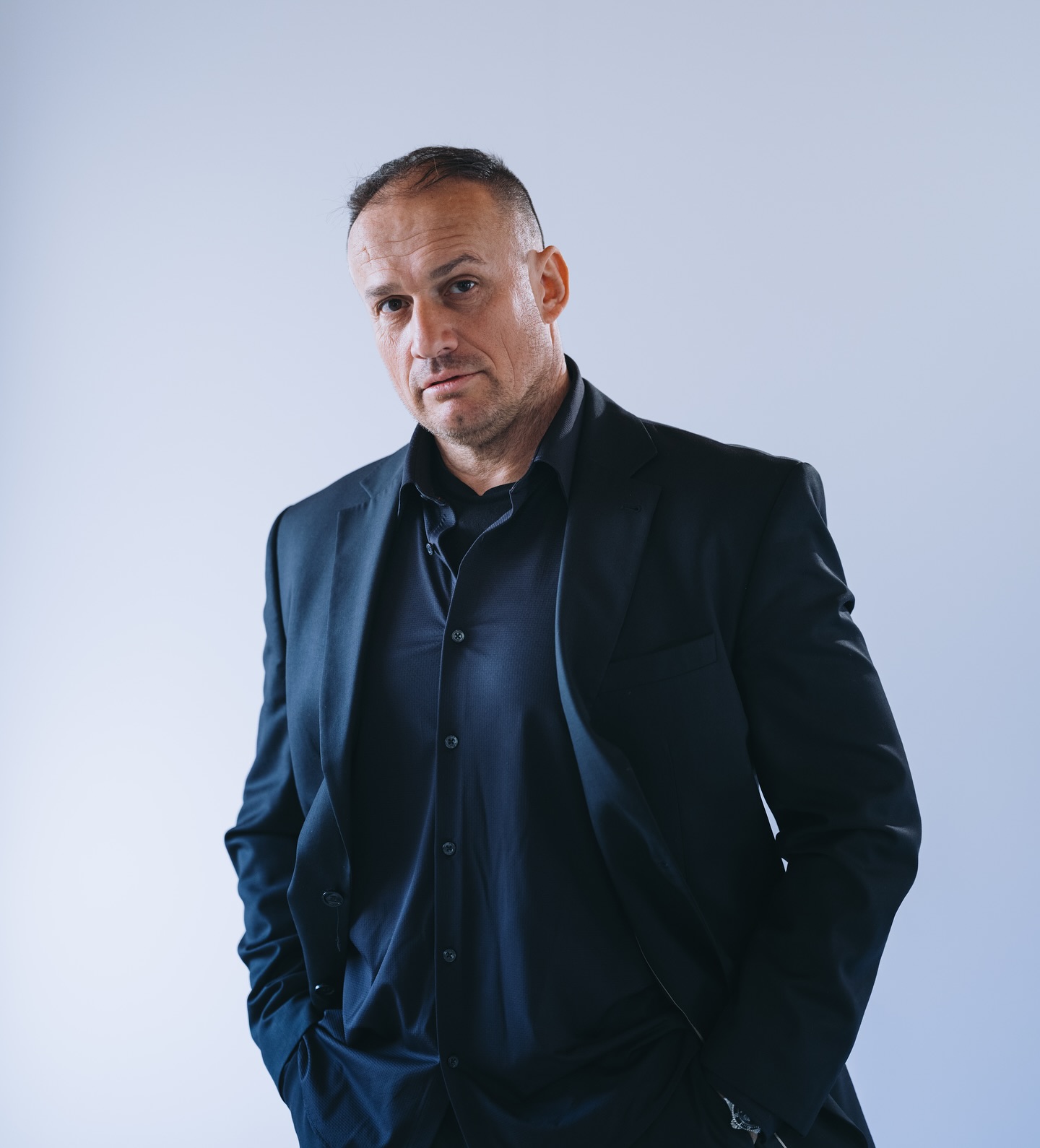 Bodyguard-Shooting mit Florin💪 CPI Security
#Donauworth #Donau-Ries #donauries
#bodyguard #makingof #fujifilm #fujigfx100s