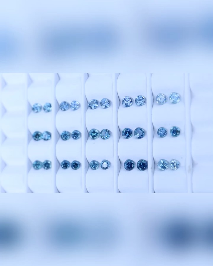 Saphirs d’Auvergne, une sélection d’appairages entre 3 et 3,5 mm de diamètre, aux nuances de bleu subtiles et harmonieuses. Idéals pour diverses créations joaillières, ces gemmes apportent élégance et singularité à chaque pièce.
📩 Pour plus d’informations et tarifs, contactez-moi.
#saphirdeauvergne #saphirbleu #pierresprécieuses #gemmesnaturelles #joaillerie #bijouterie #lapidaire #gemmologie #ethicalgems #preciousstones #finegems #hautejoaillerie #artisanat #gemstonepairing