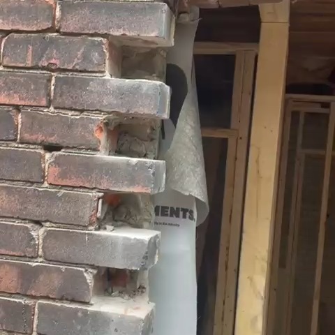 Open wall
#bricklayer #masonry #brickrepair