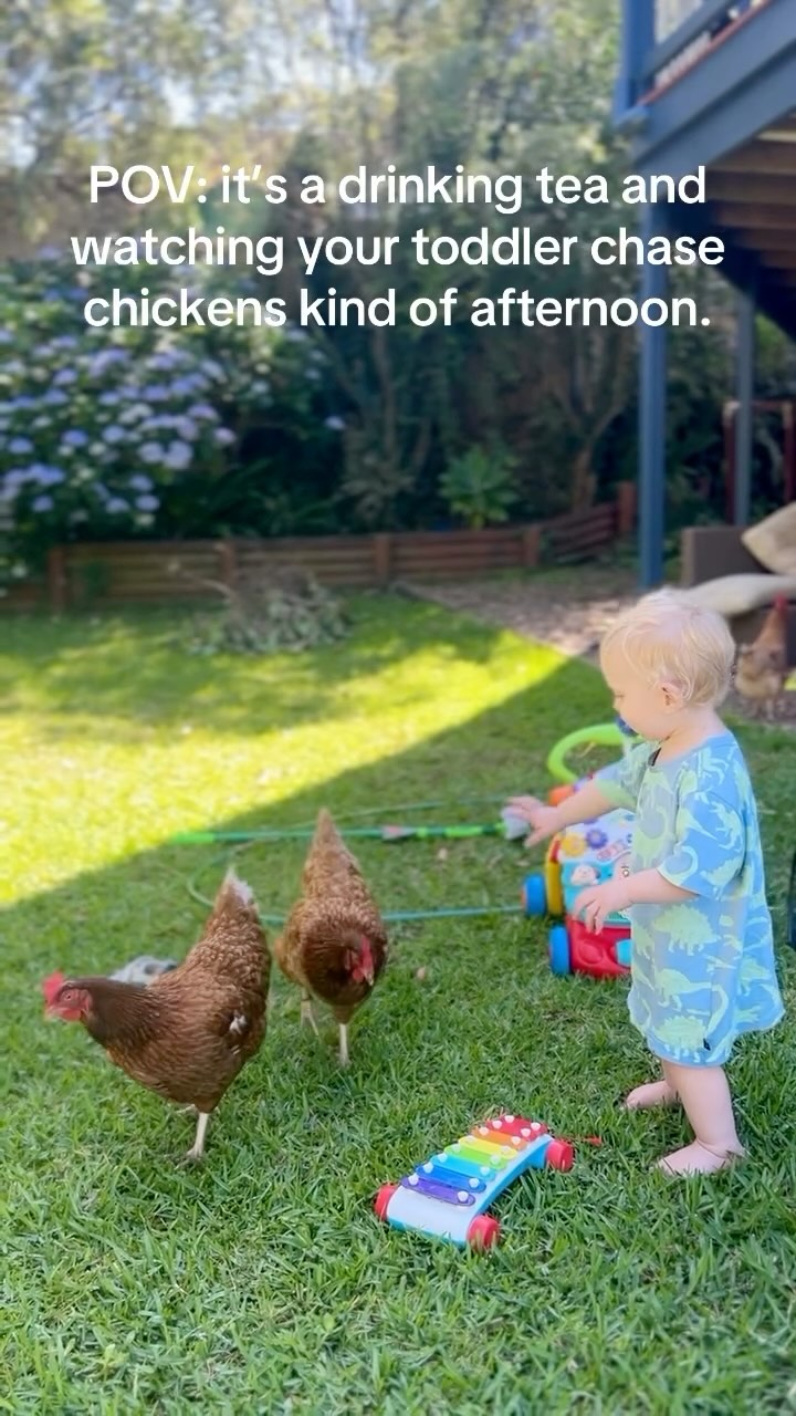 ✨☺️
#motherhood #momlife #mumlife #candidchaos #calm #toddlers #kids #family #play #outdoorplay #slowliving