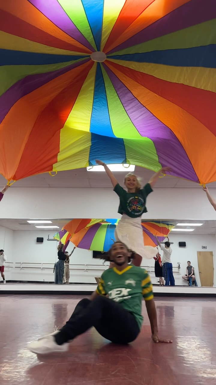 Bullying, screen addiction, and a land of inspiration. This season’s finale show, Momentum, includes 3 very unique and different works of art by three talented choreographers. Opening night is TOMORROW!! Last chance to get livestream or in-person tickets at azaraballet.org // link in bio @azaraballet #dance #ballet #dancers #choreography #choregrapher #balletdancer #balletlife