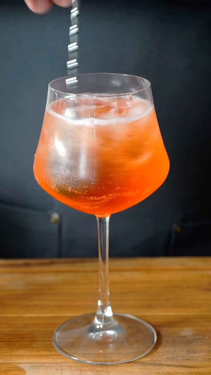 The sun made a brief appearance, and that’s all the excuse we need for an Aperol Spritz! 🍊✨ Just Aperol, soda water, and Prosecco—simple, refreshing, and effortlessly timeless. Stir it up in style with our Titanium Weighted Bar Spoon and enjoy!
#ForgeToTable #AperolSpritz #SpringSips #BarSpoon #Spritz #Aperol