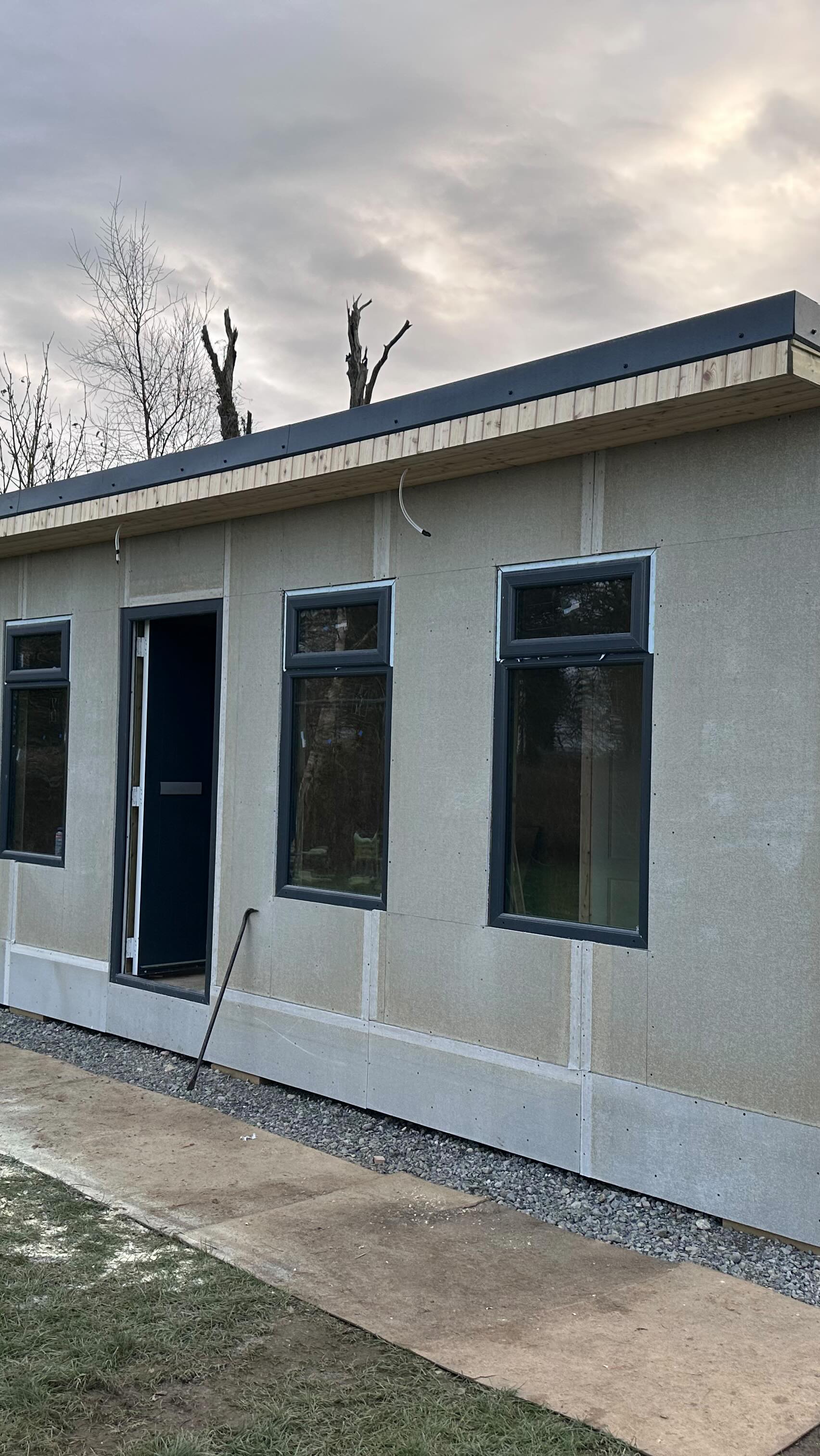 An update of the new 1 bedroom cabin here at Moran Timber Cabins. A different look than usual with seamless plastering work by Cullenagh Construction #morantimbercabins #cullenaghconstruction #timbercabins #residentialcabins