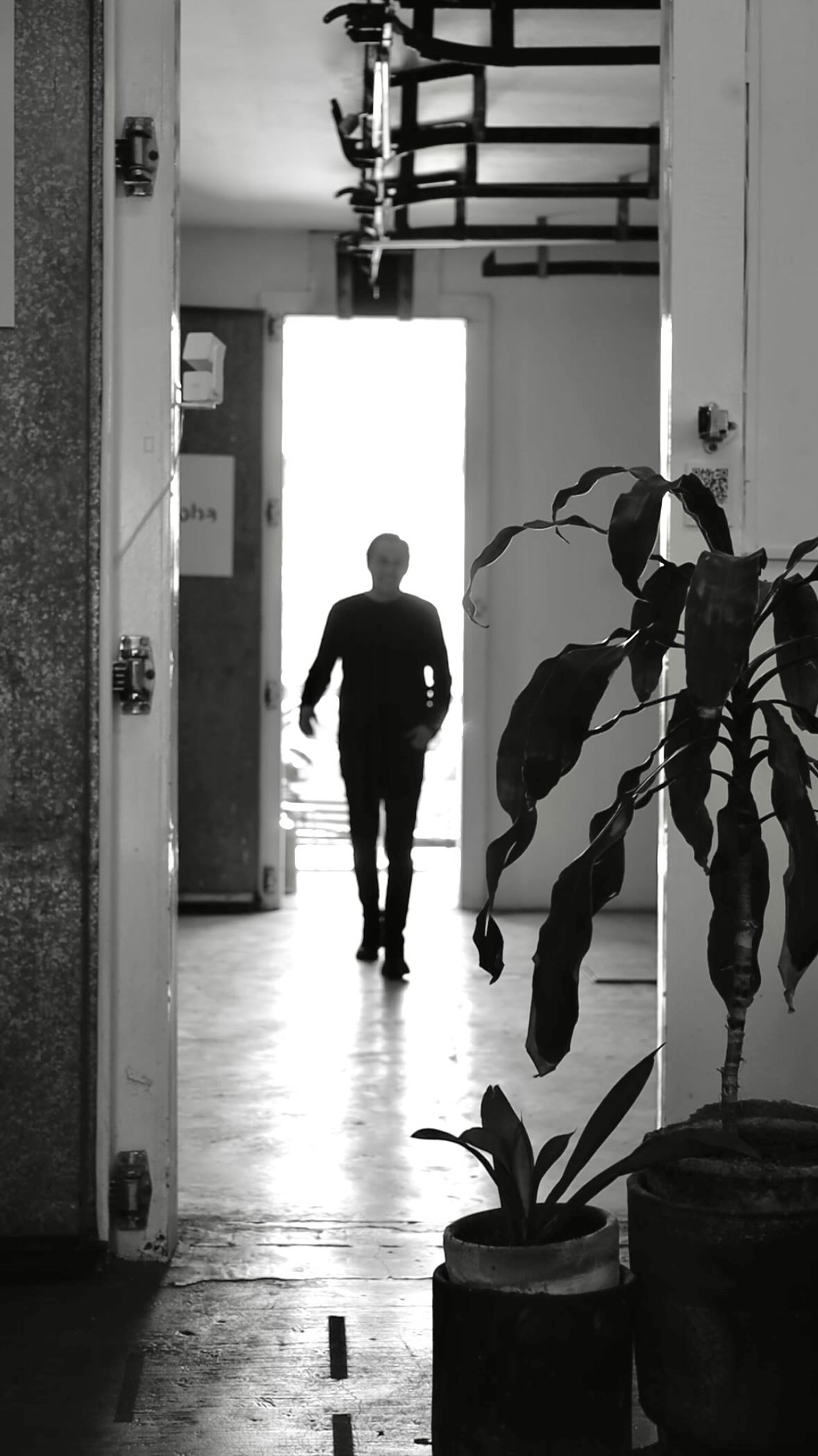 La necesidad de un espacio para imprimir y enmarcar, fue el punto de partida de Cordoba Lab. Hoy, este lugar sigue siendo un punto de encuentro para la creación y la fotografía.
.
.
.
#fotografíaenmarcada #marcosparacuadros #fotografíaartistica #oaxacaart #galeríadearte #impresionfineart #fotografiafineart #artphotography