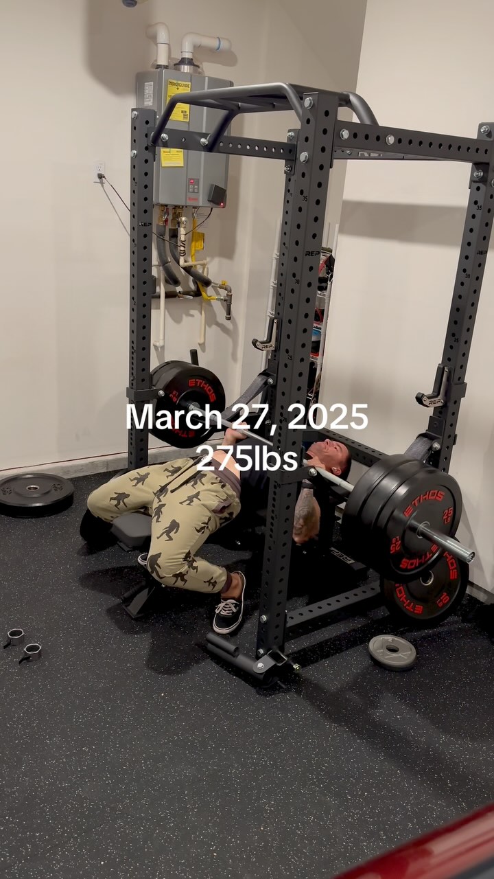 Sasquatch pants help you #Bench more.