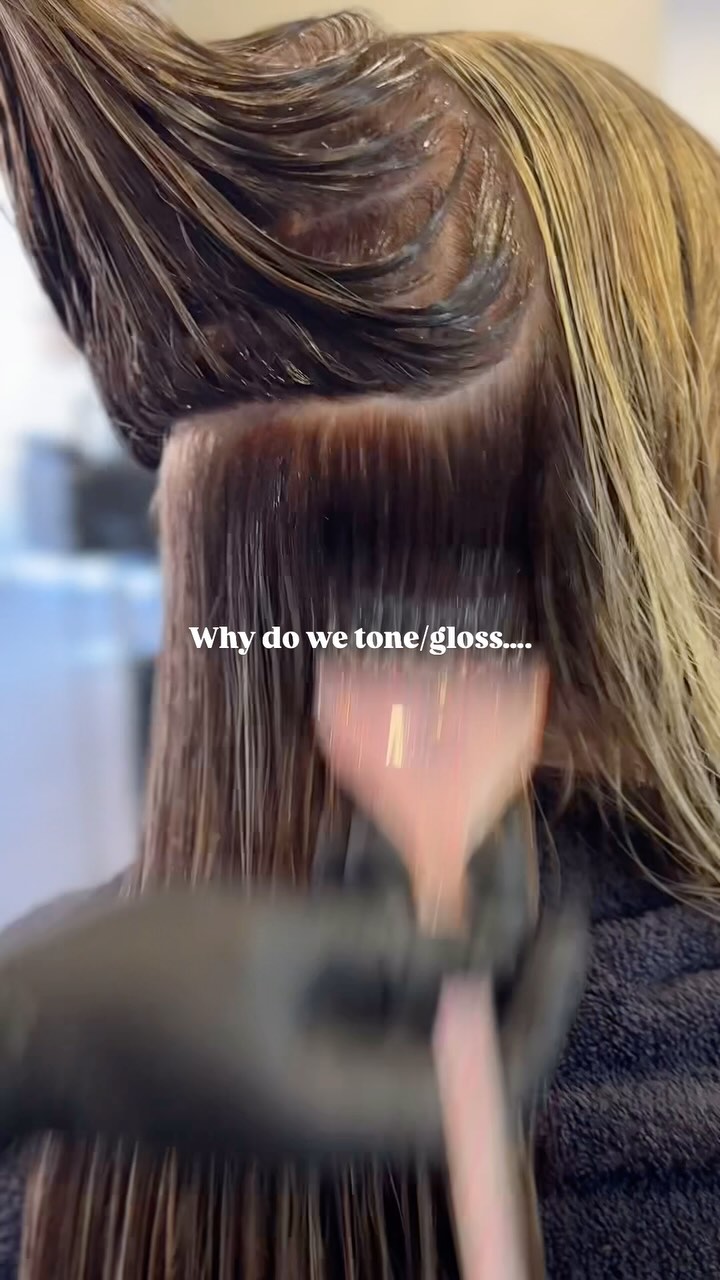 Why do we tone/gloss your hair??
⭐️ Neutralises brass & unwanted tones
⭐️ Boosts shine for that luxe, glass-like finish
⭐️ Enhances depth & dimension for richer colour
⭐️ Conditions while toning for healthy, vibrant hair
Whether you want to refresh, tone, or add the ultimate glossy glow, a toner/gloss with our favourite @redkenpro Shades EQ is the key to next-level hair goals! 🔥💁♀️
#RedkenShadesEQ #GlossBoss
#TonerMagic