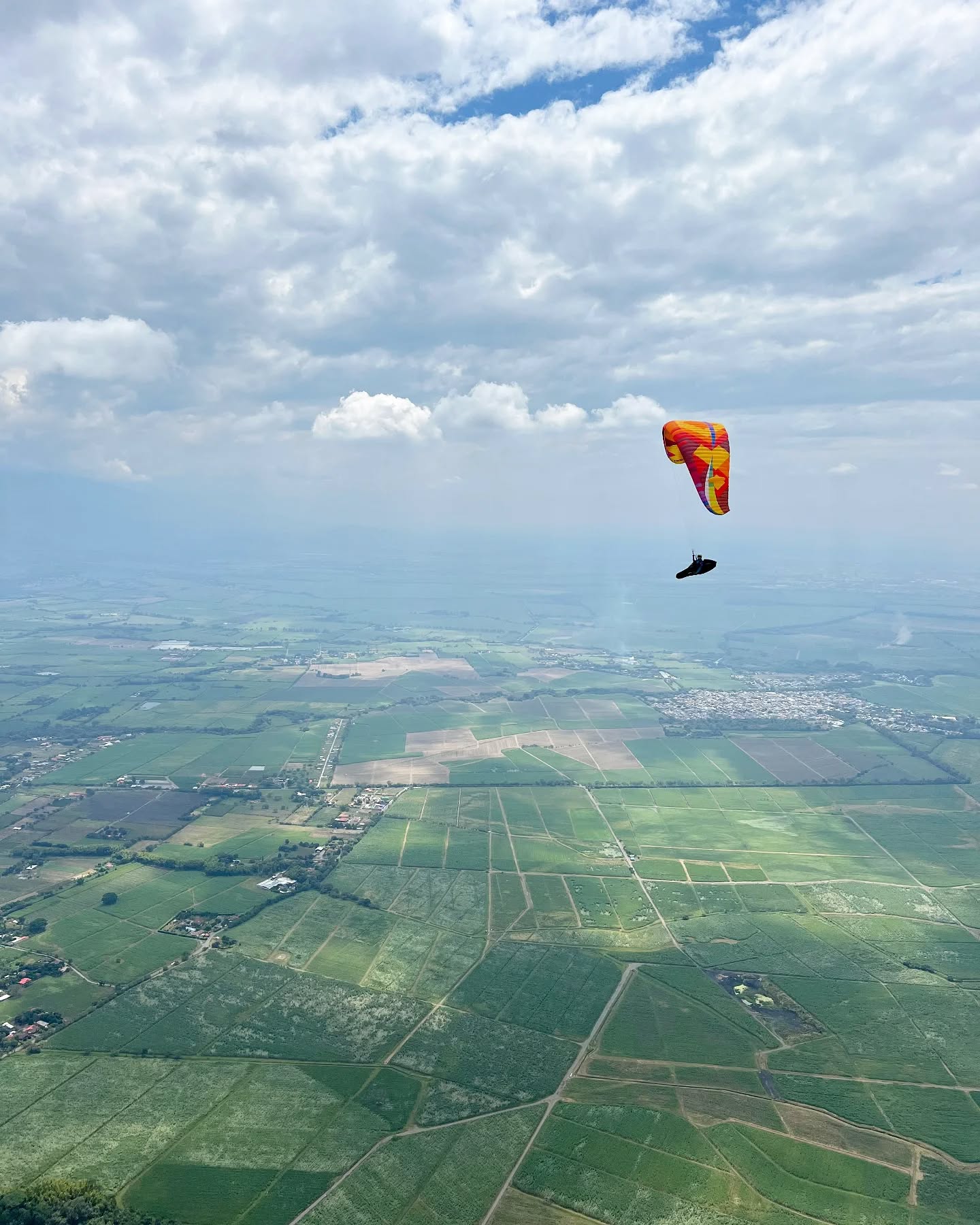 Base 3 @flybgd in the Colombian air 🇨🇴