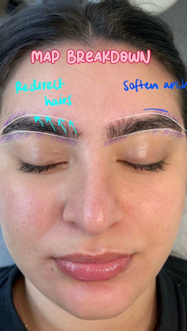 A brow lami was all she needed to turn her uneven, angry brows to fuller soft arches 😌
Brow lamination will last up to 6-7 weeks with proper aftercare 💁♀️✨
Need help achieving your brow goals? Let me bring your dream brows to life!
Book online via www.browsybeauty.com or link in bio ❤️
Follow @browsybeautyau for more brow and lash magic 🪄