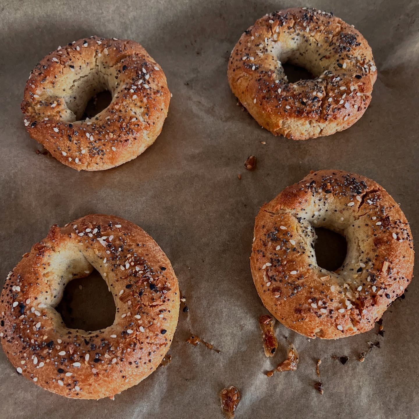 Gluten free bagels!
- Almond Flour
- Baking Powder
- Salt
- Greek Yogurt
- Egg Wash
- Everything Bagel Seasoning